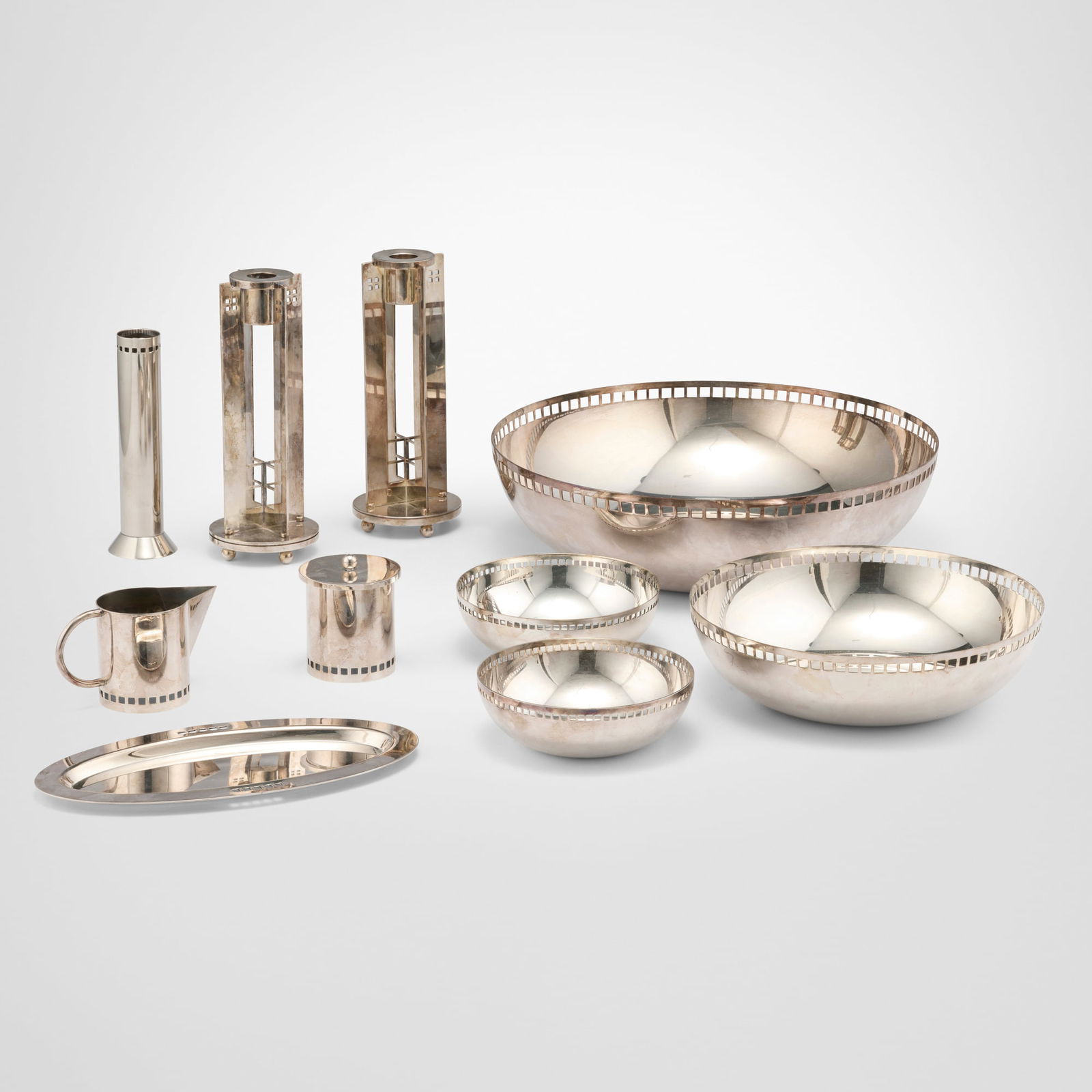 Richard Meier, Collection of holloware (1 of 3)