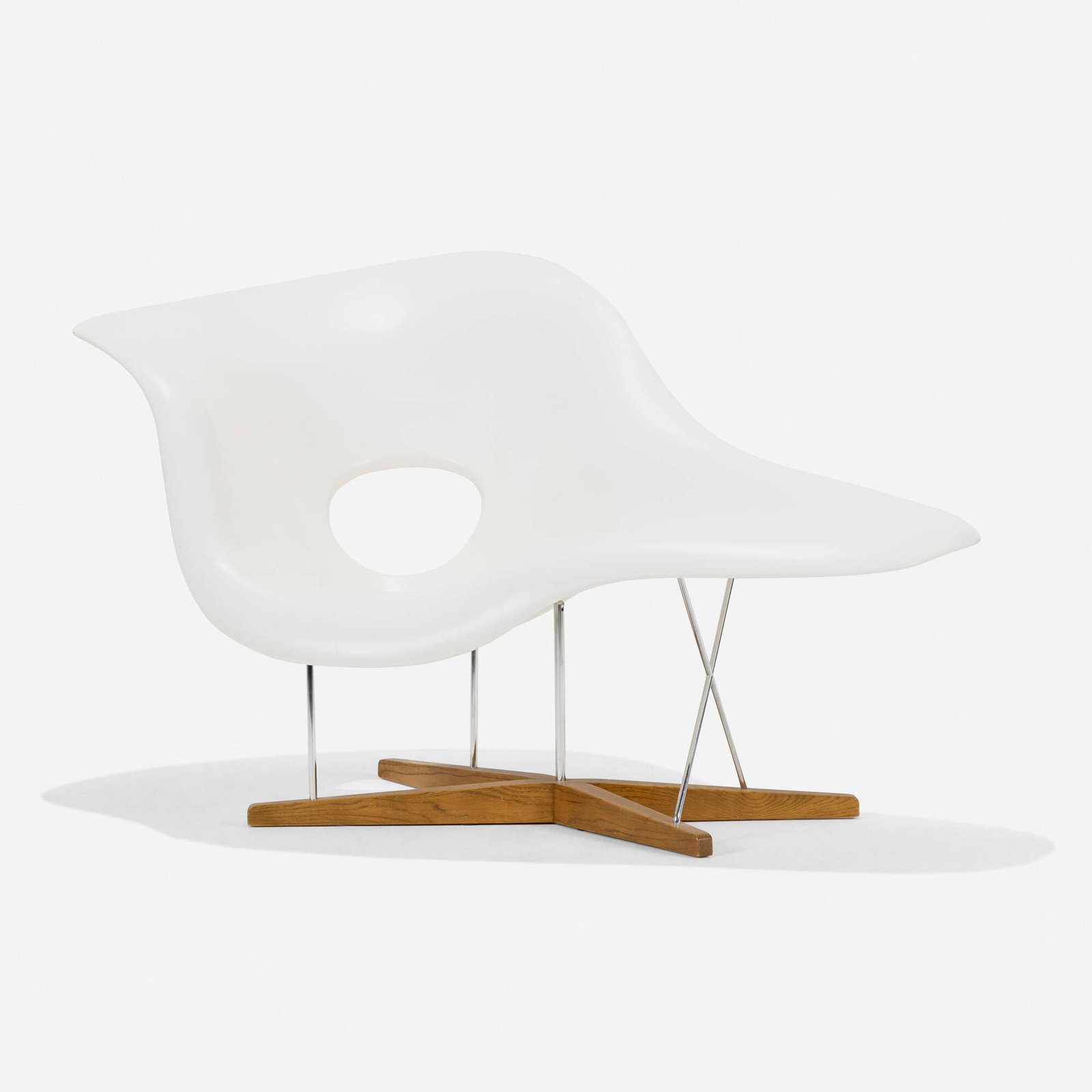 Charles and Ray Eames, La Chaise (1 of 5)