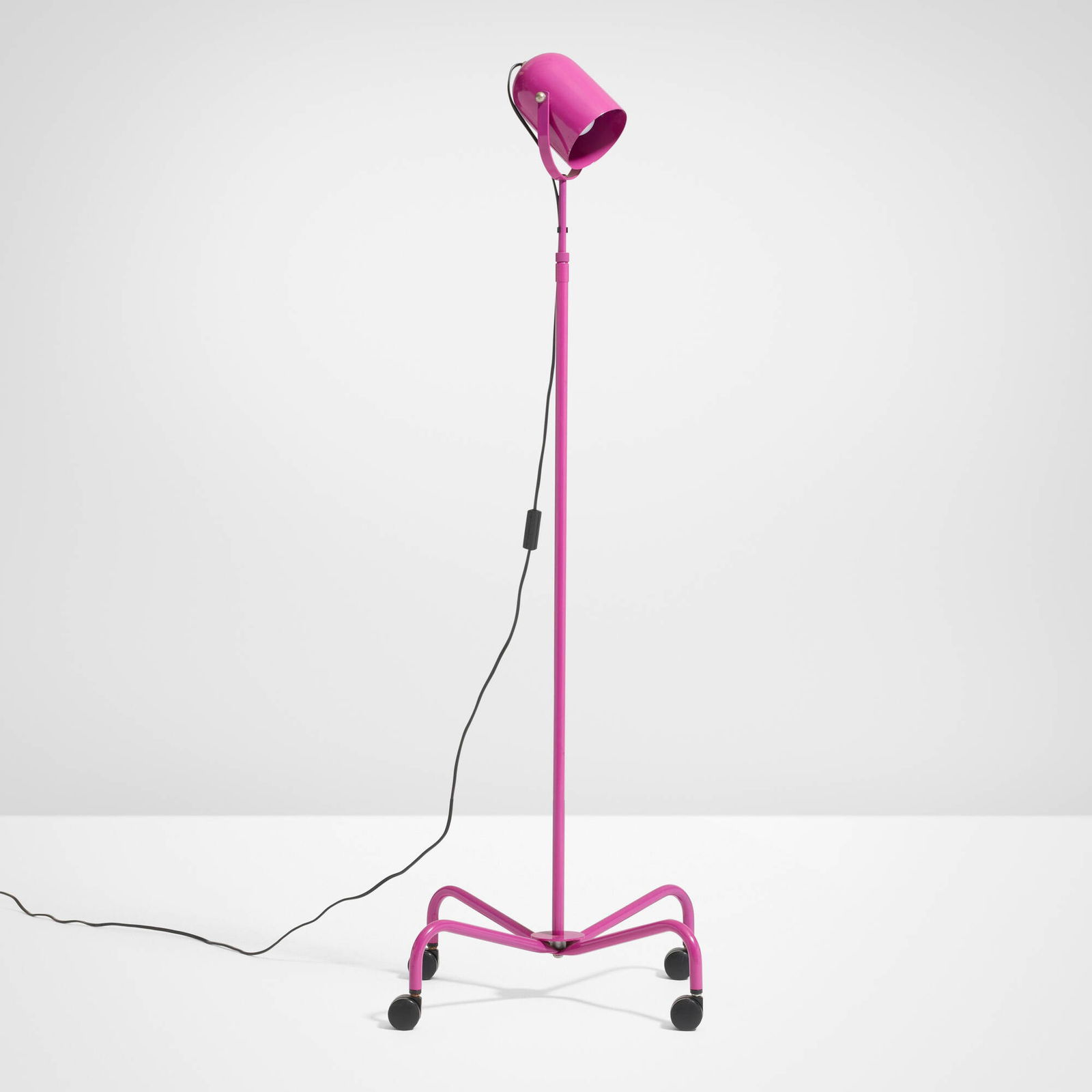 Verner Panton, Panto Beam floor lamp (1 of 4)