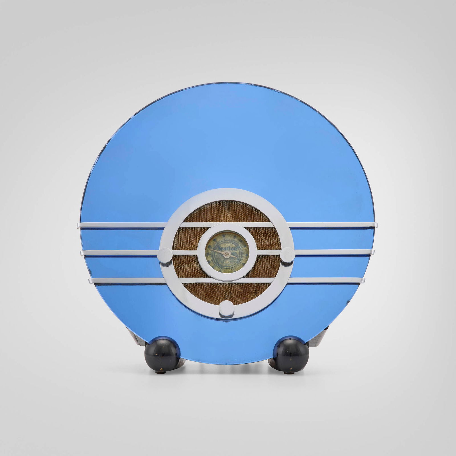 Walter Dorwin Teague, Bluebird radio, model 566 (1 of 6)