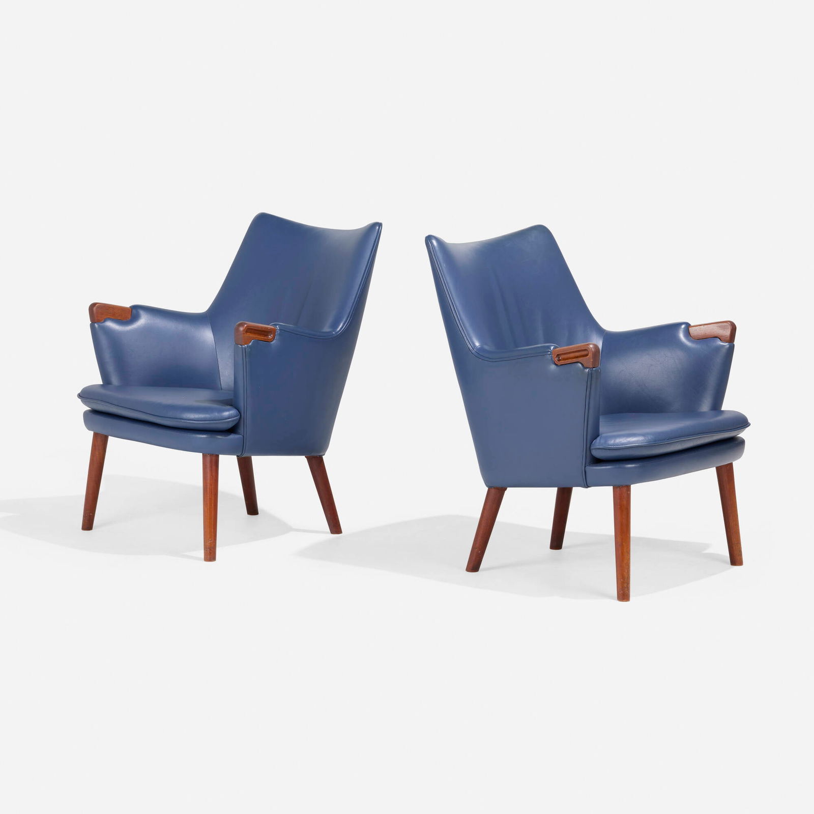 Hans J. Wegner, Lounge chairs model CH71, pair (1 of 4)