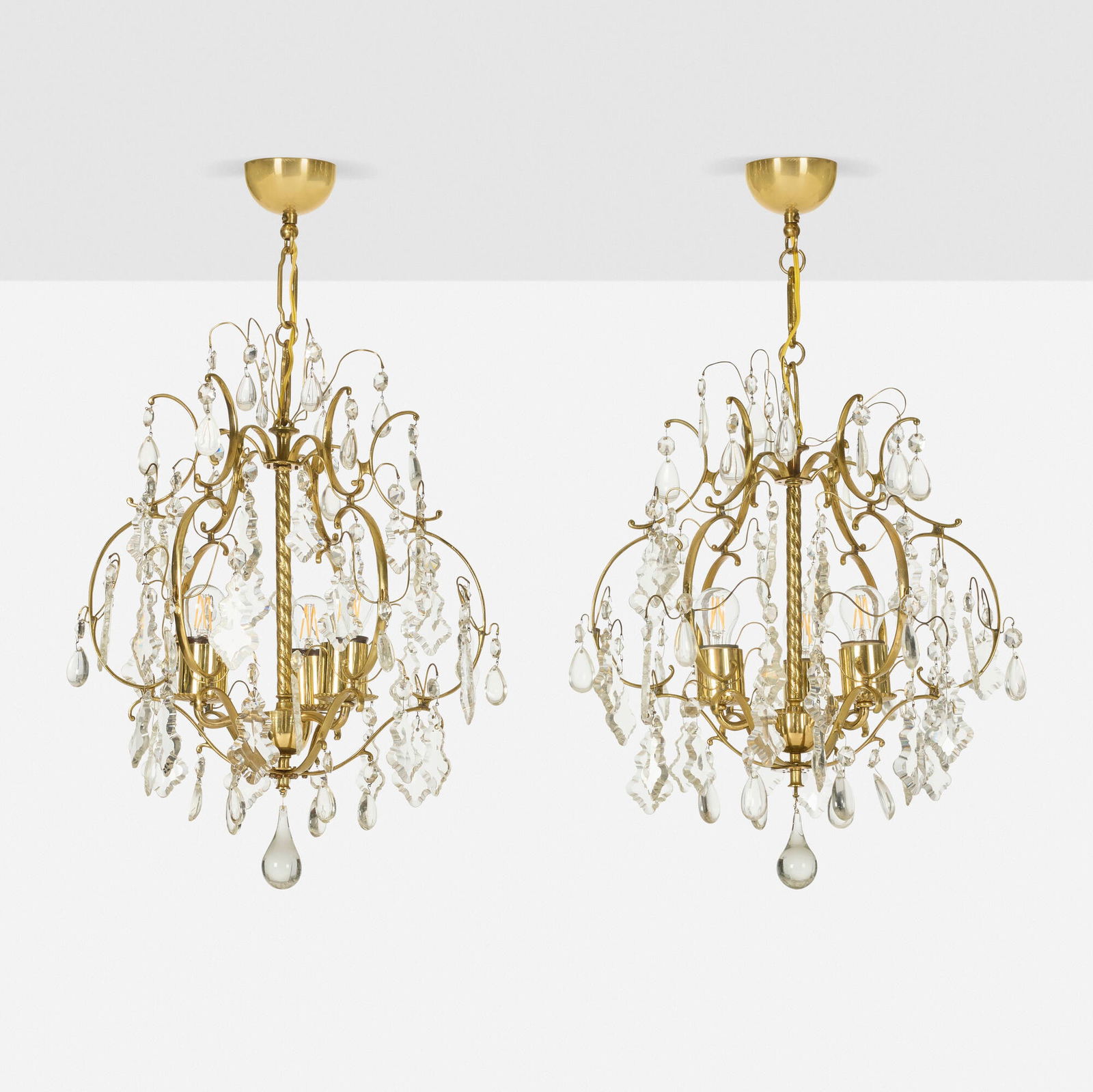 Paavo Tynell, Chandeliers model 1457/3, pair (1 of 4)