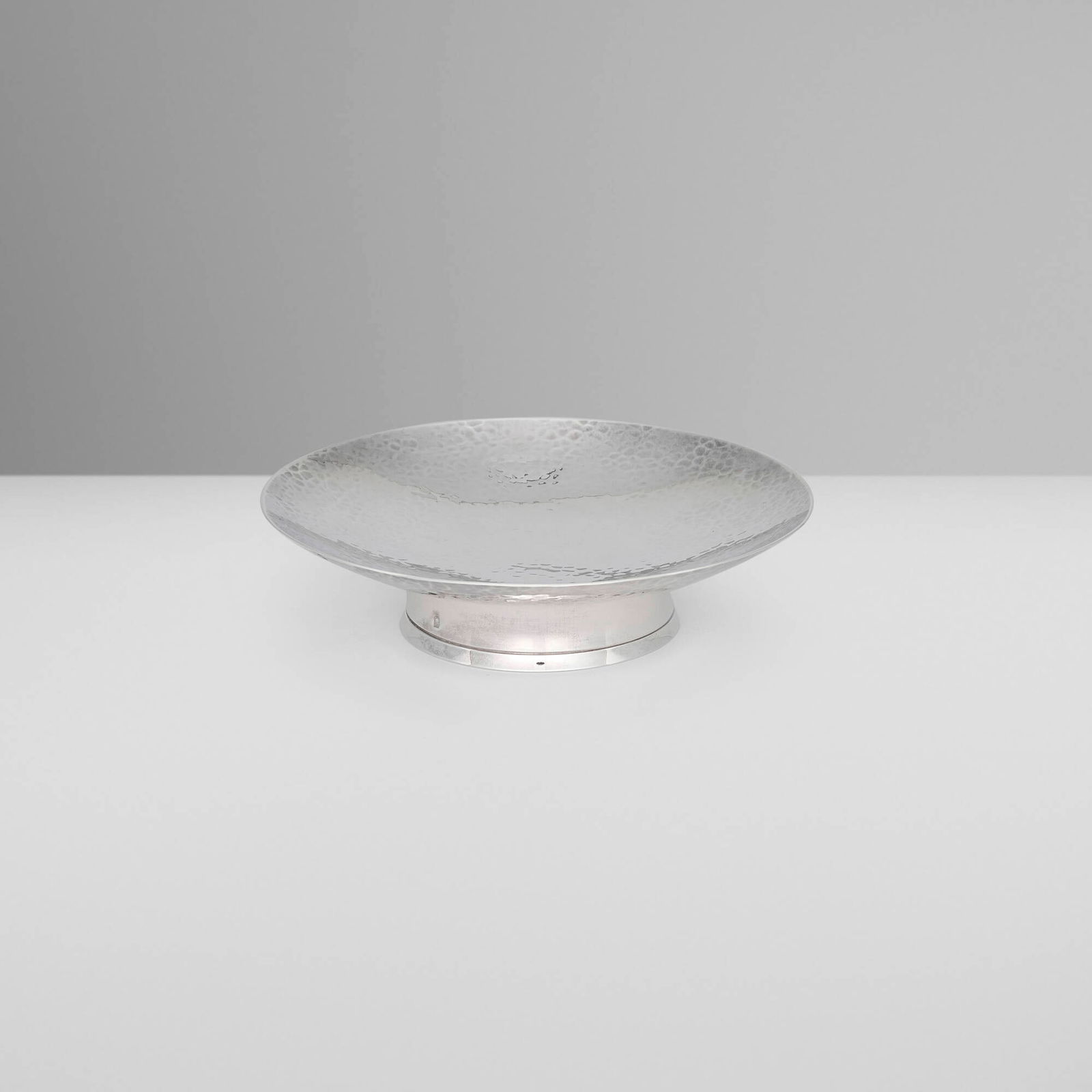 Puiforcat, Compote: Puiforcat Compote France, c. 1950.950 silver 1.25 h x 5 dia in (3 x 13 cm) Impressed maker's mark and French hallmarks to base 'Puiforcat Paris'. 5.00 ozt. Sold with original box.