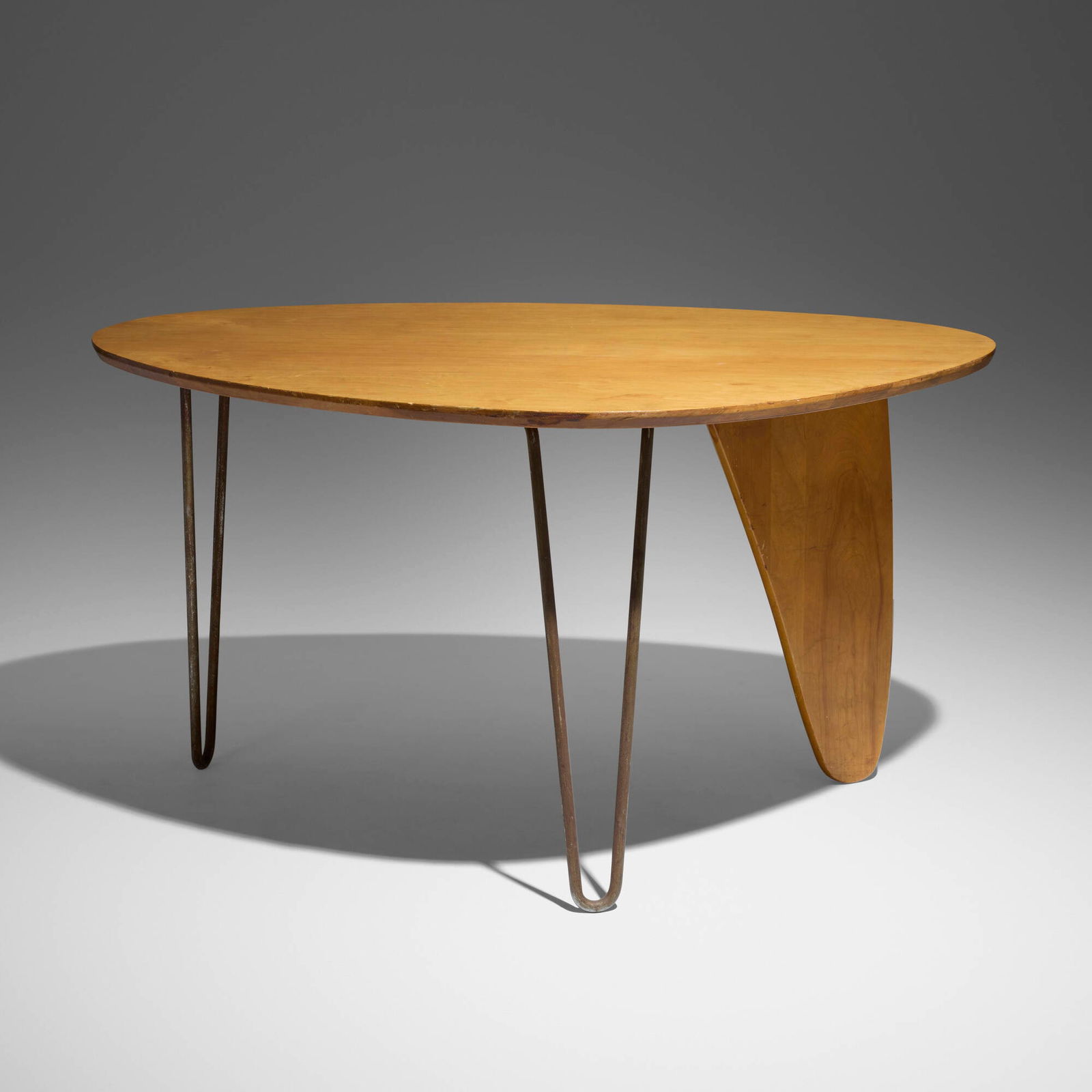 Isamu Noguchi, Rudder dining table, model IN-20 (1 of 5)