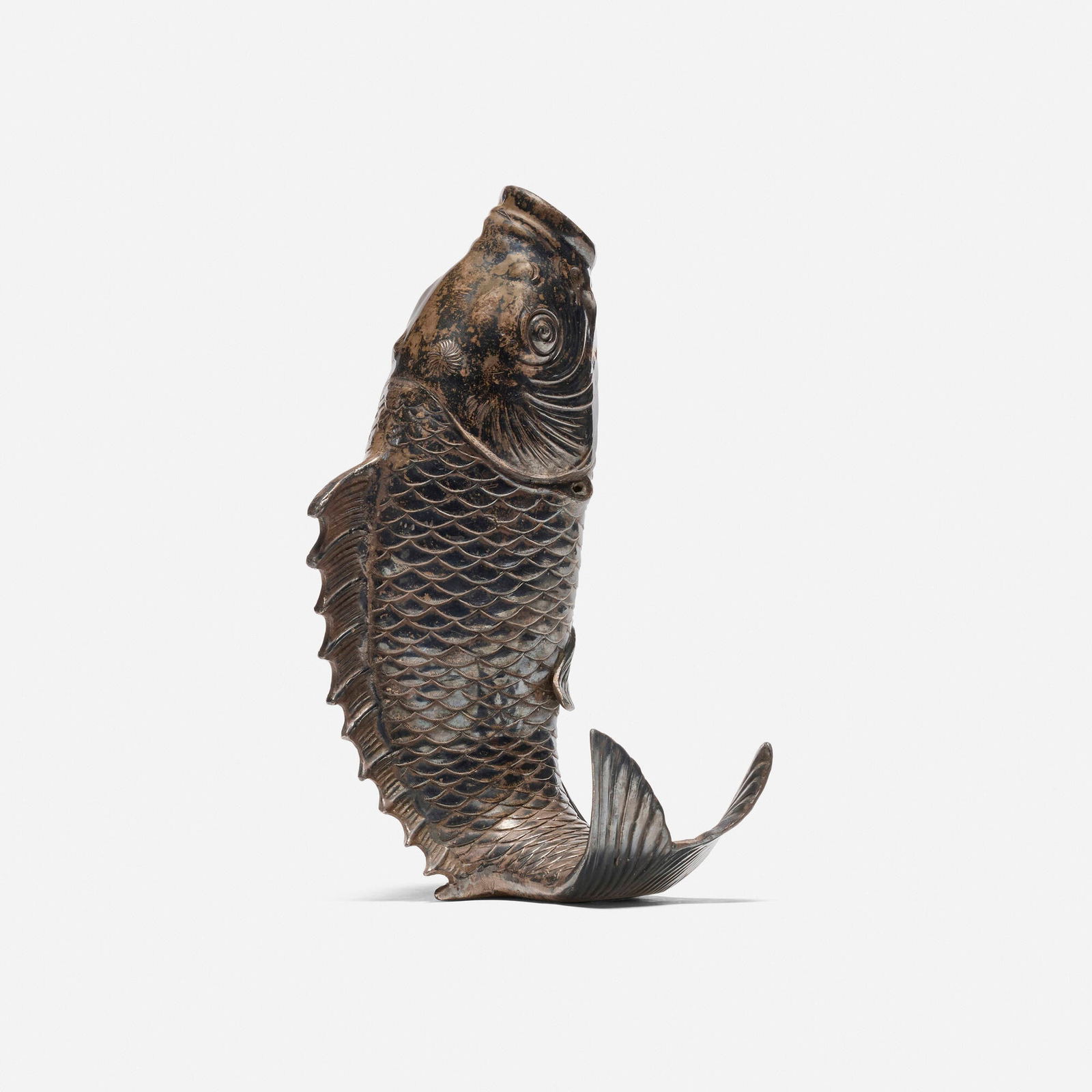 Japanese, Koi vase: Japanese Koi vase Meiji period bronze 11 h x 6.5 w x 5 d in (28 x 17 x 13 cm) Provenance: JF Chen, Los Angeles This work will ship from Los Angeles, California.