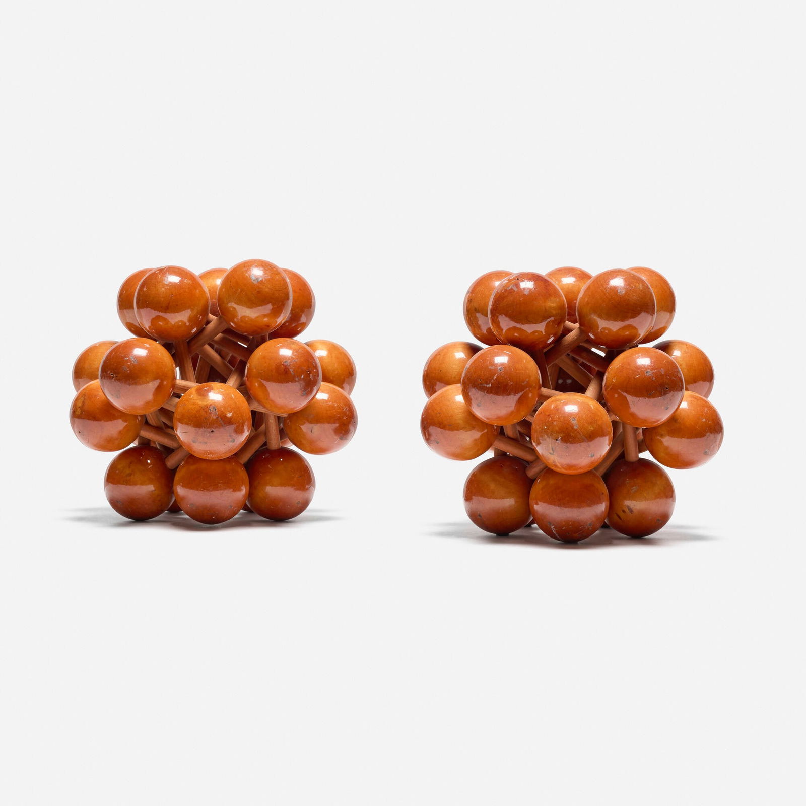 Modern, Atom models, pair (1 of 4)