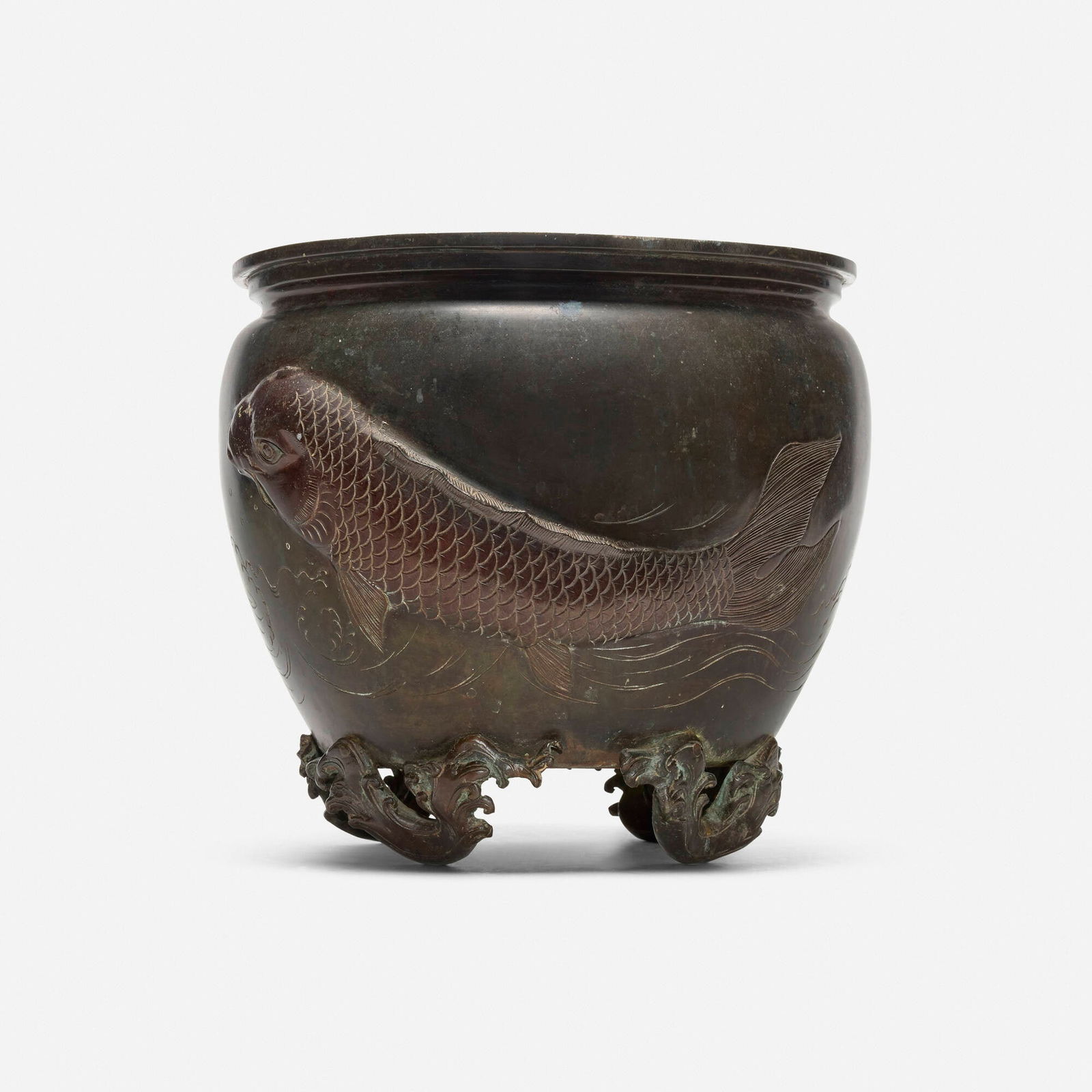 Japanese, Planter with swimming carp and waves: Japanese Planter with swimming carp and waves Meiji period bronze 11 h x 11.75 w x 11.5 d in (28 x 30 x 29 cm) Provenance: JF Chen, Los Angeles This work will ship from Los Angeles, California.