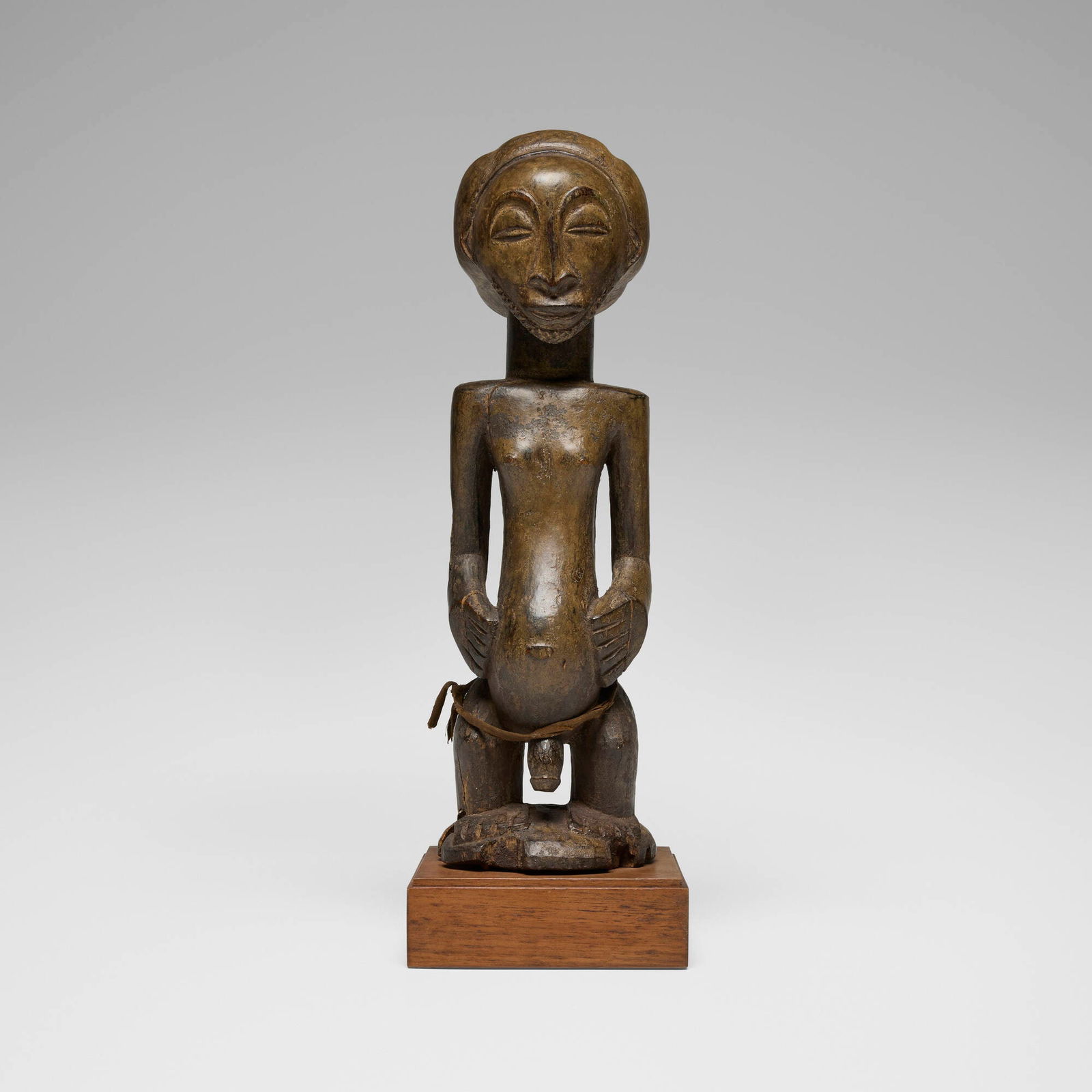 Hemba, Male figure (1 of 4)