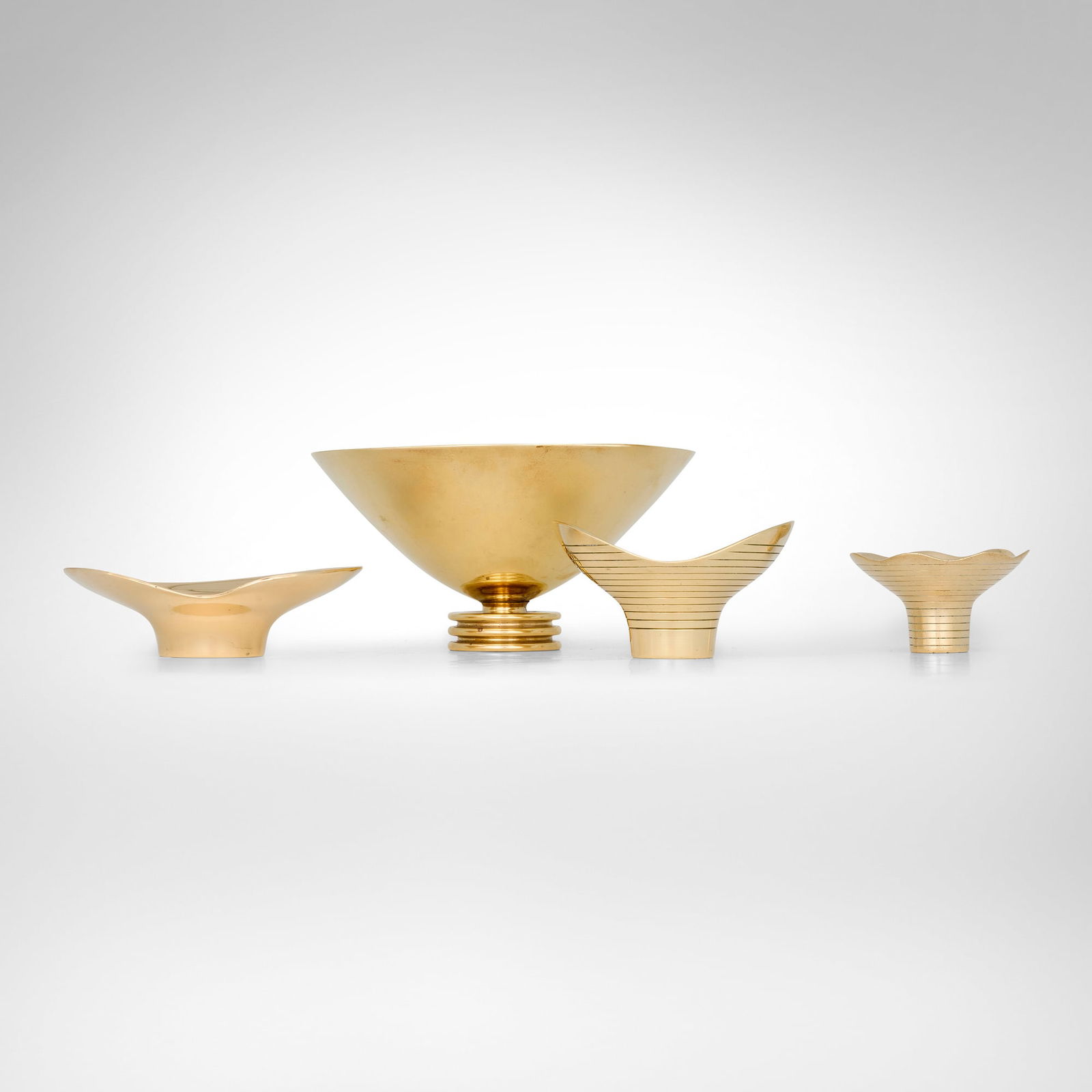 Paavo Tynell, Bowls, set of four (1 of 5)