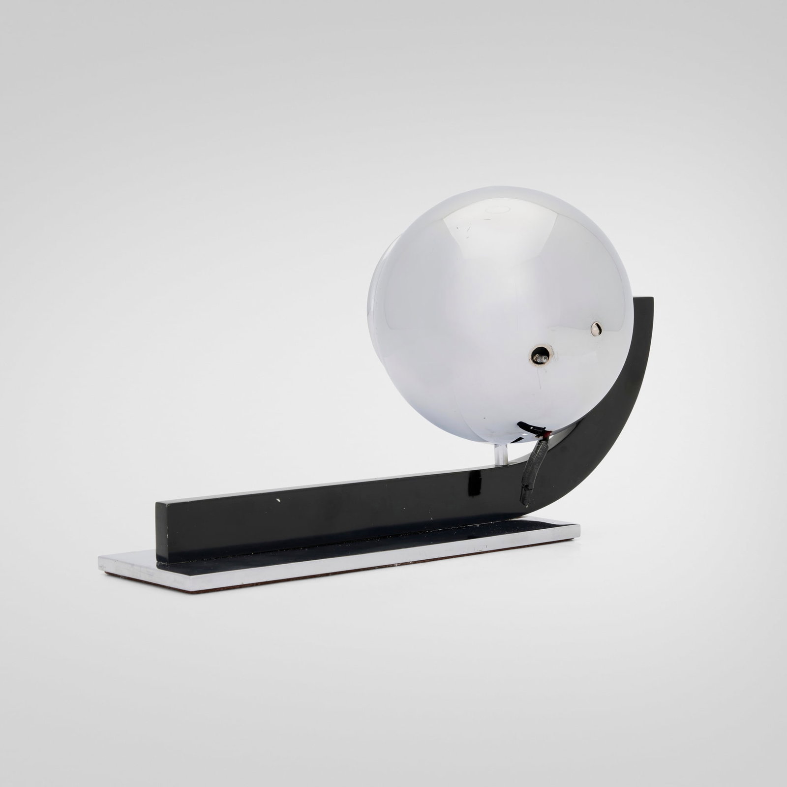 Gilbert Rohde, Table clock - 3