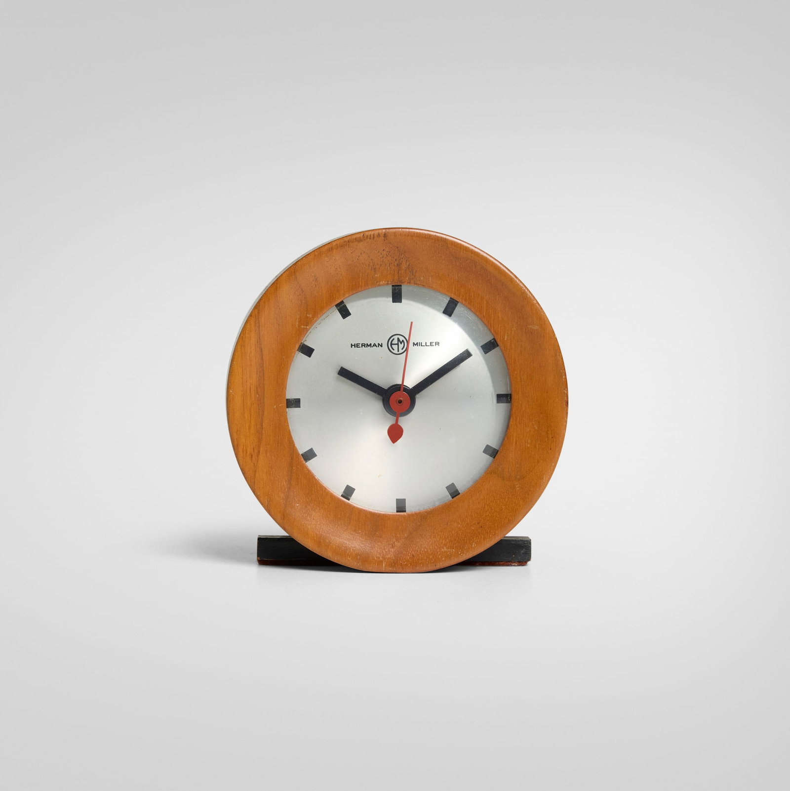 Gilbert Rohde, Table clock, model 6331 (1 of 3)