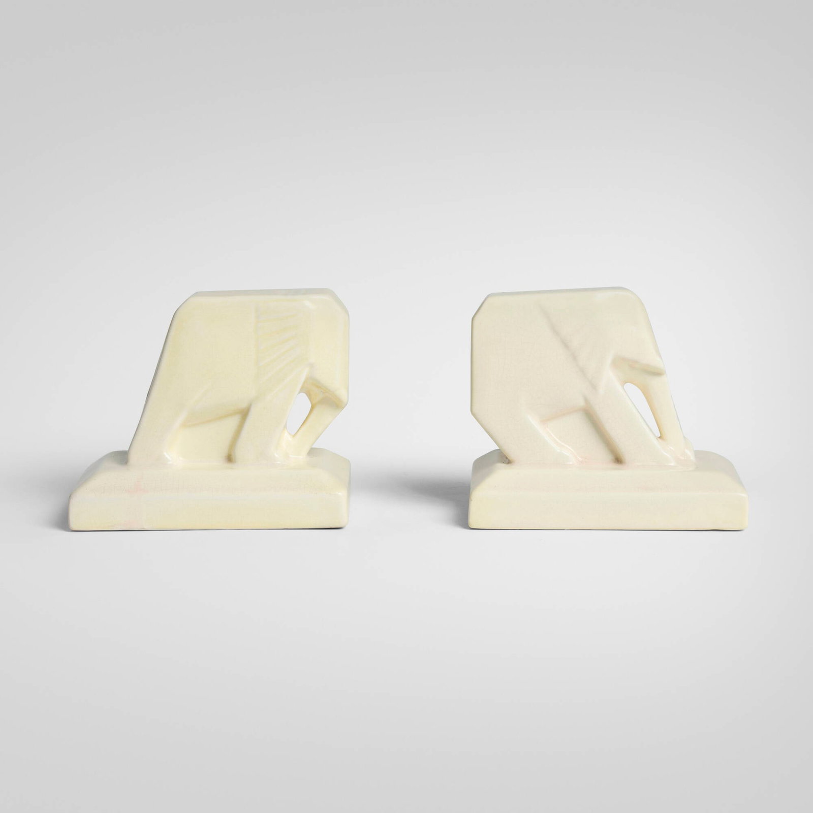 Margaret Postgate, Elephant Push-Pull bookends, pair (1 of 4)