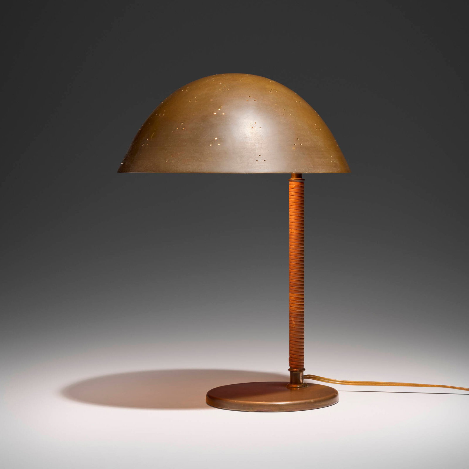 Paavo Tynell, Table lamp, model 9209 (1 of 5)
