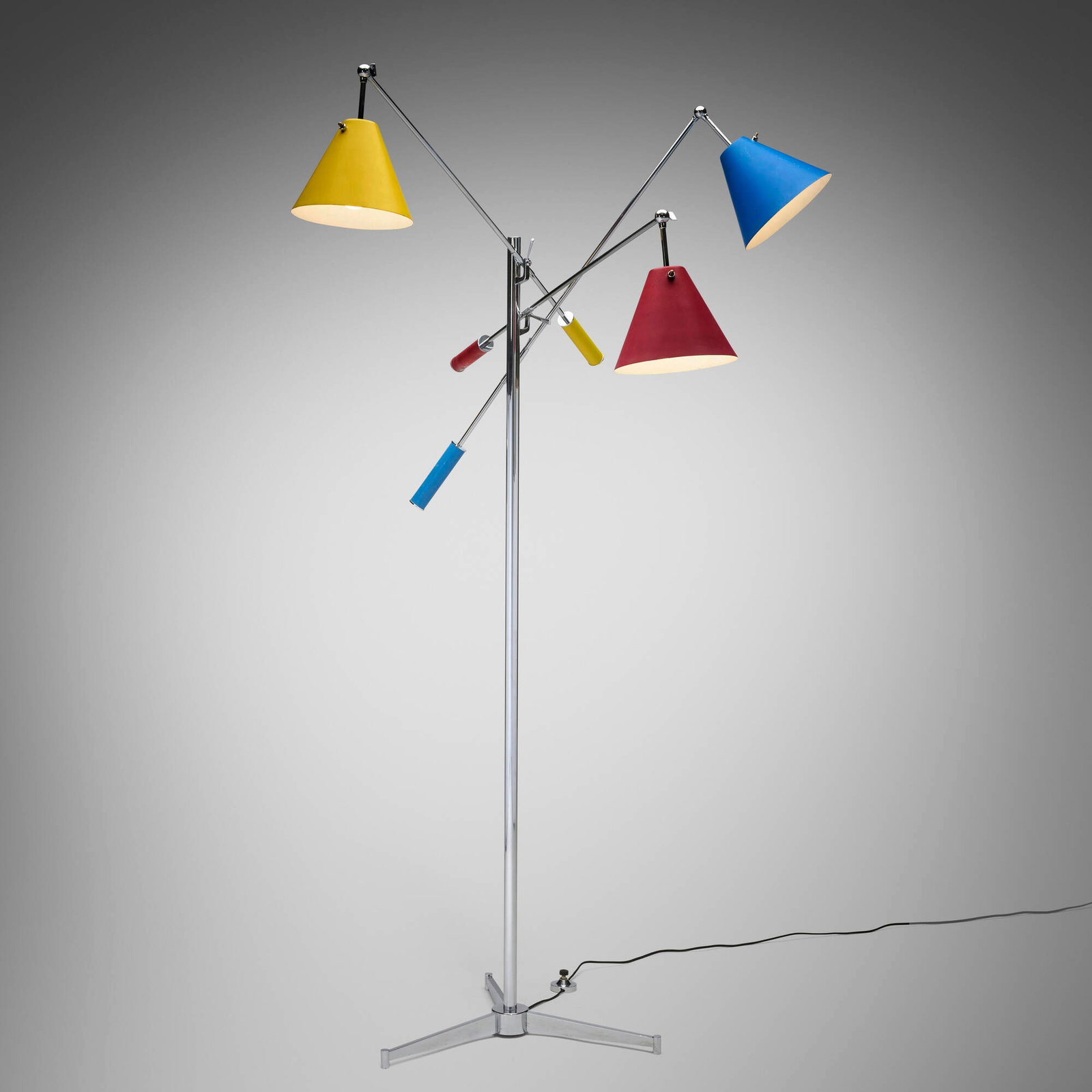 Angelo Lelii, Triennale floor lamp, model 12128 (1 of 4)