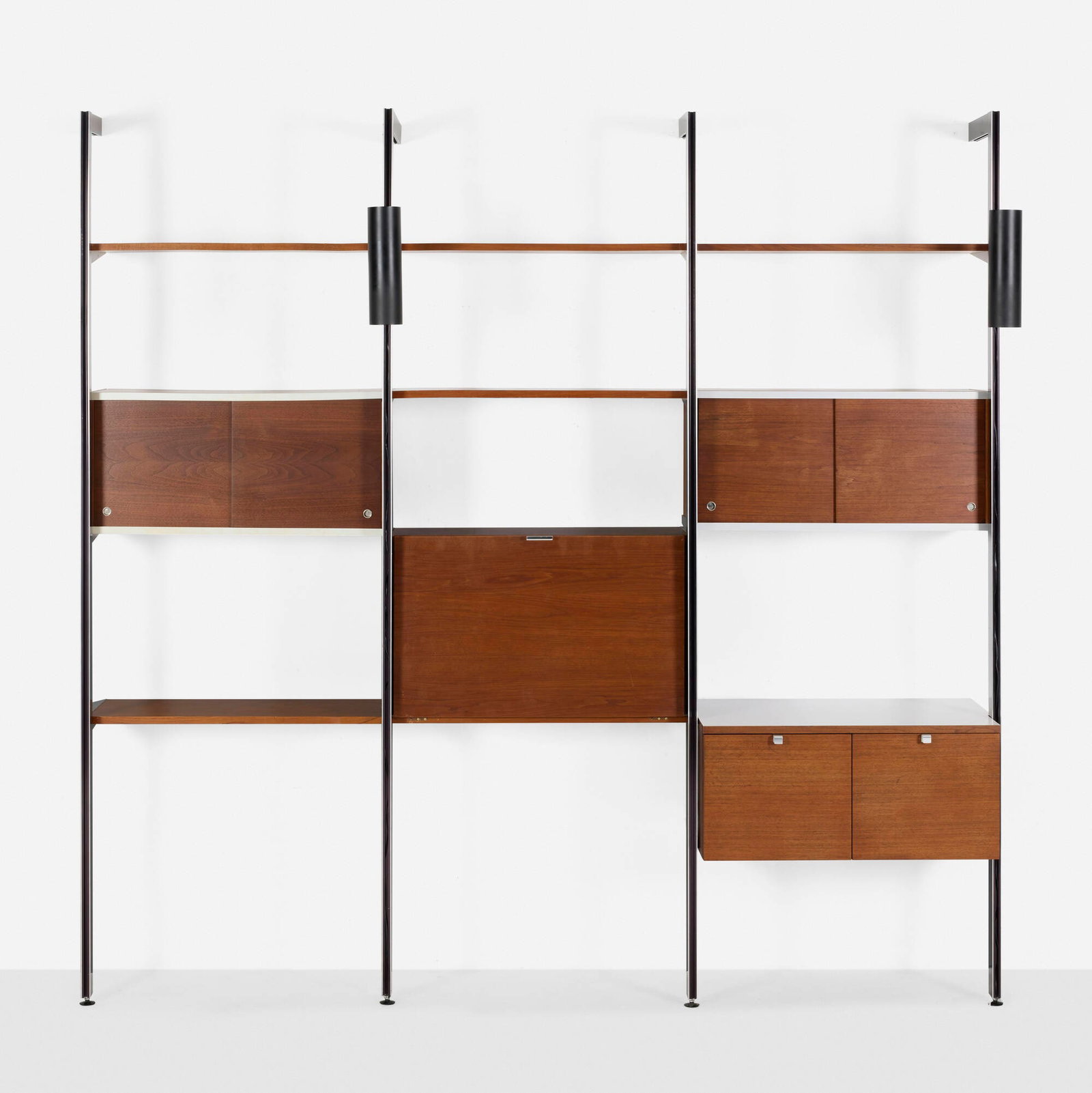 George Nelson & Associates, CSS (Comprehensive Storage System) (1 of 4)