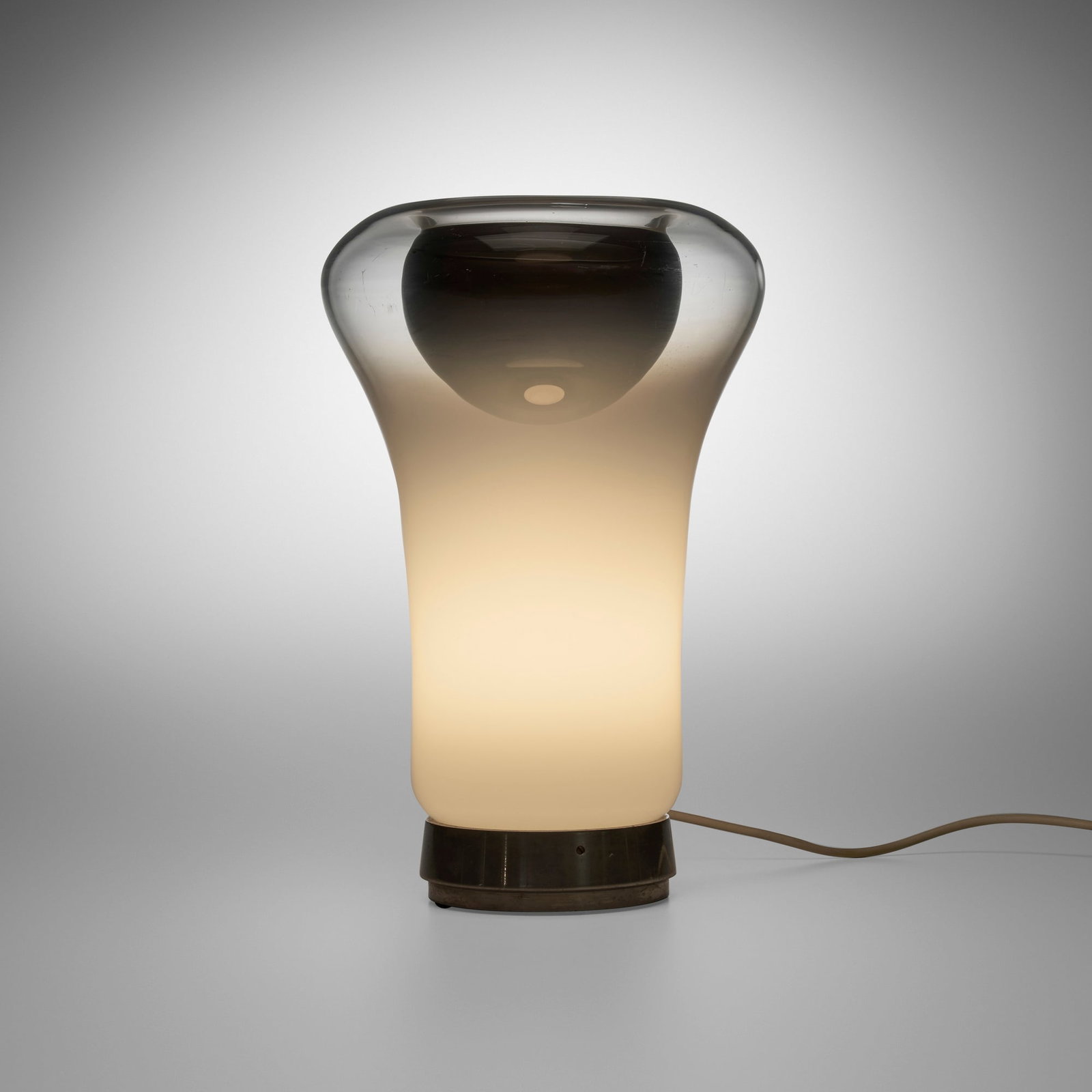 Angelo Mangiarotti, Saffo table lamp (1 of 3)