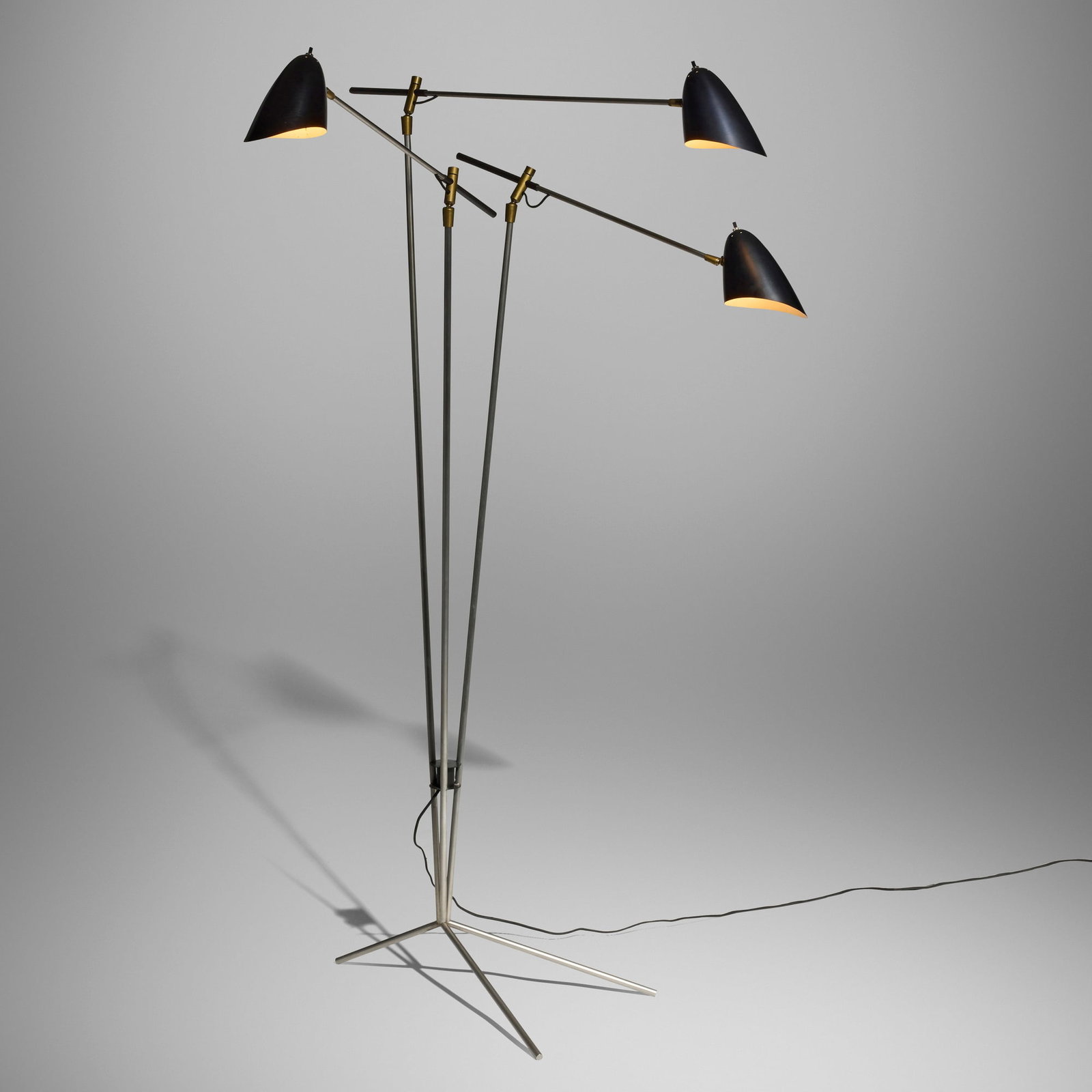 David Weeks, Tripod floor lamp, model 303 (1 of 3)