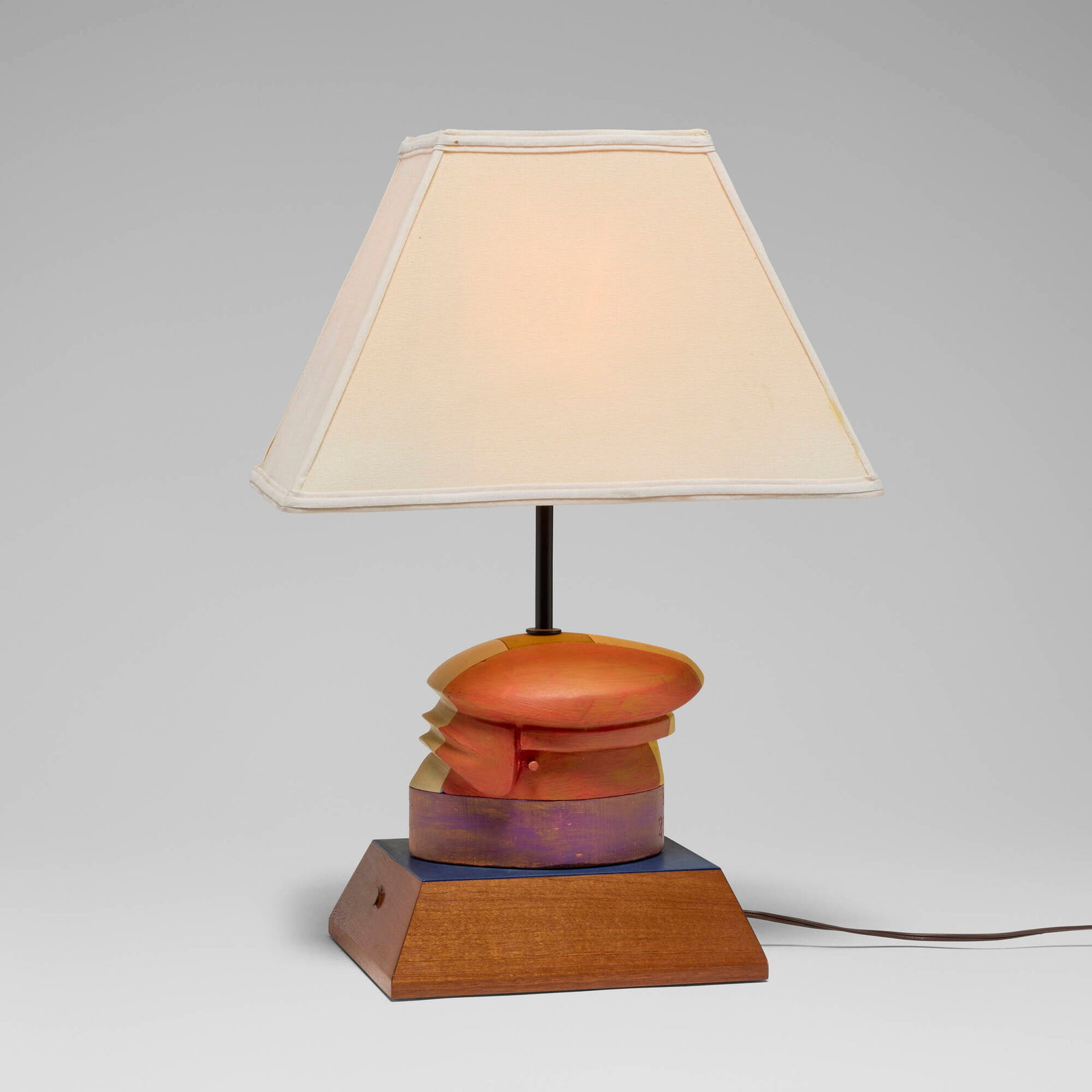 Garry Knox Bennett, Hat Trick table lamp (1 of 3)
