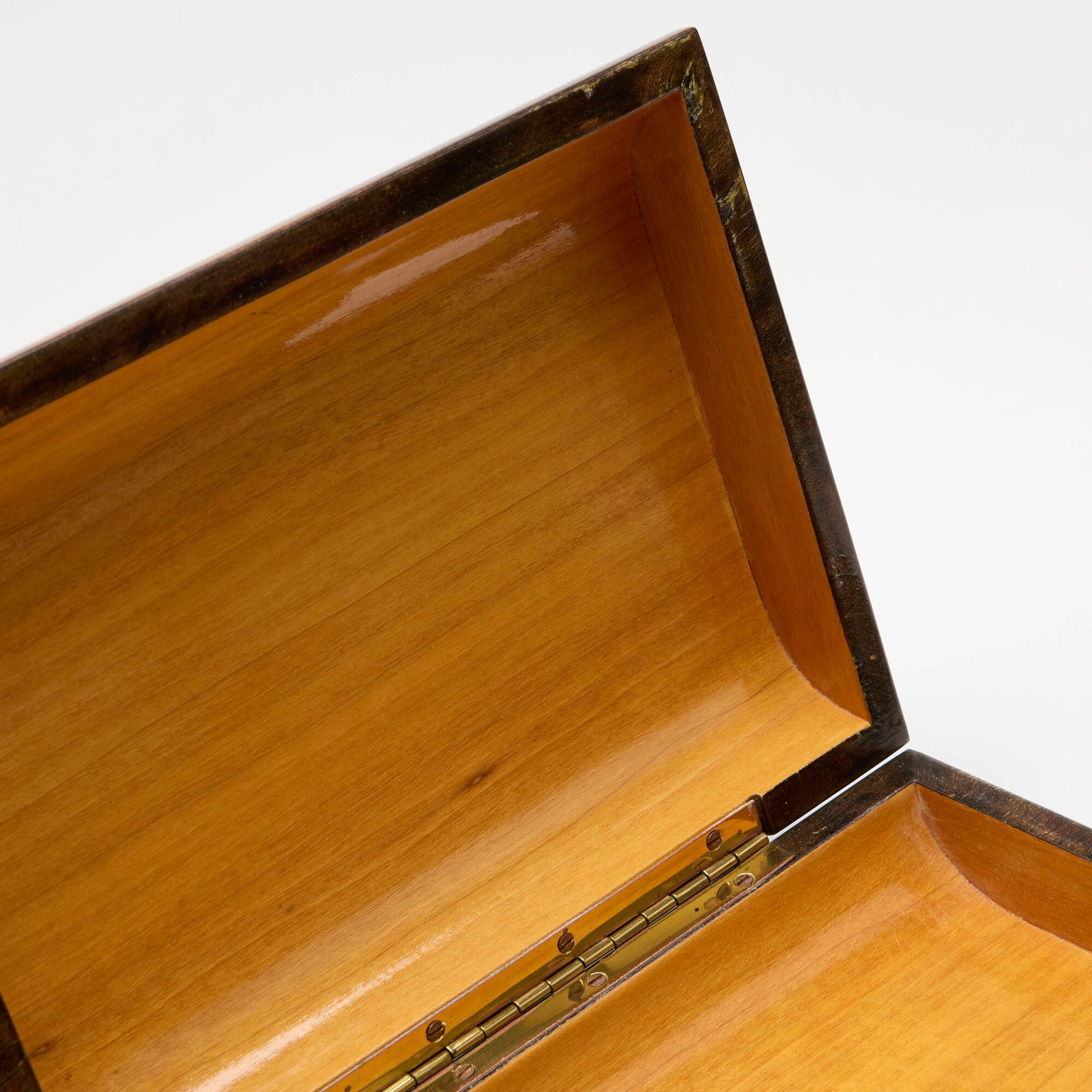 Italian, Lidded box - 4
