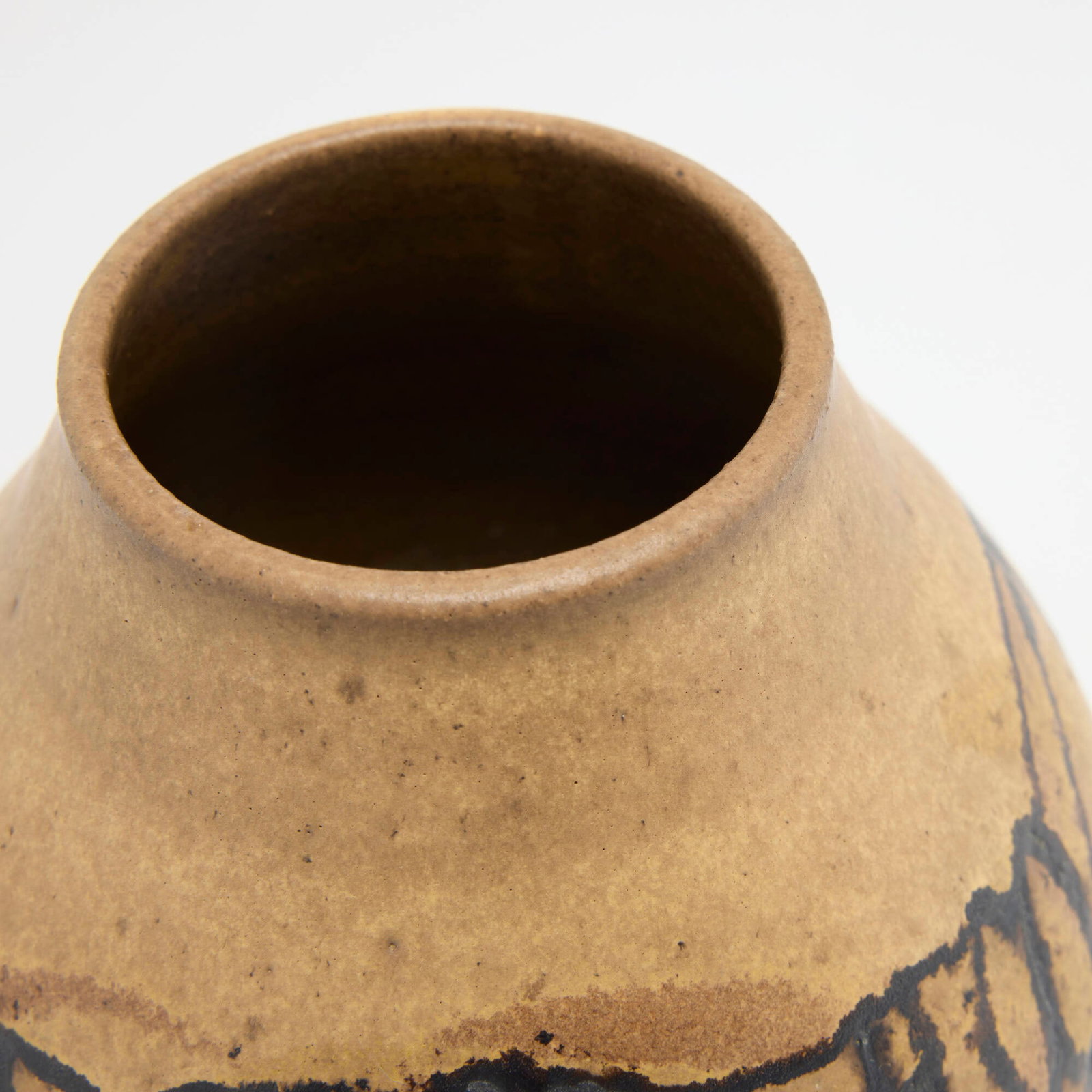 Clyde Burt, Vase - 4