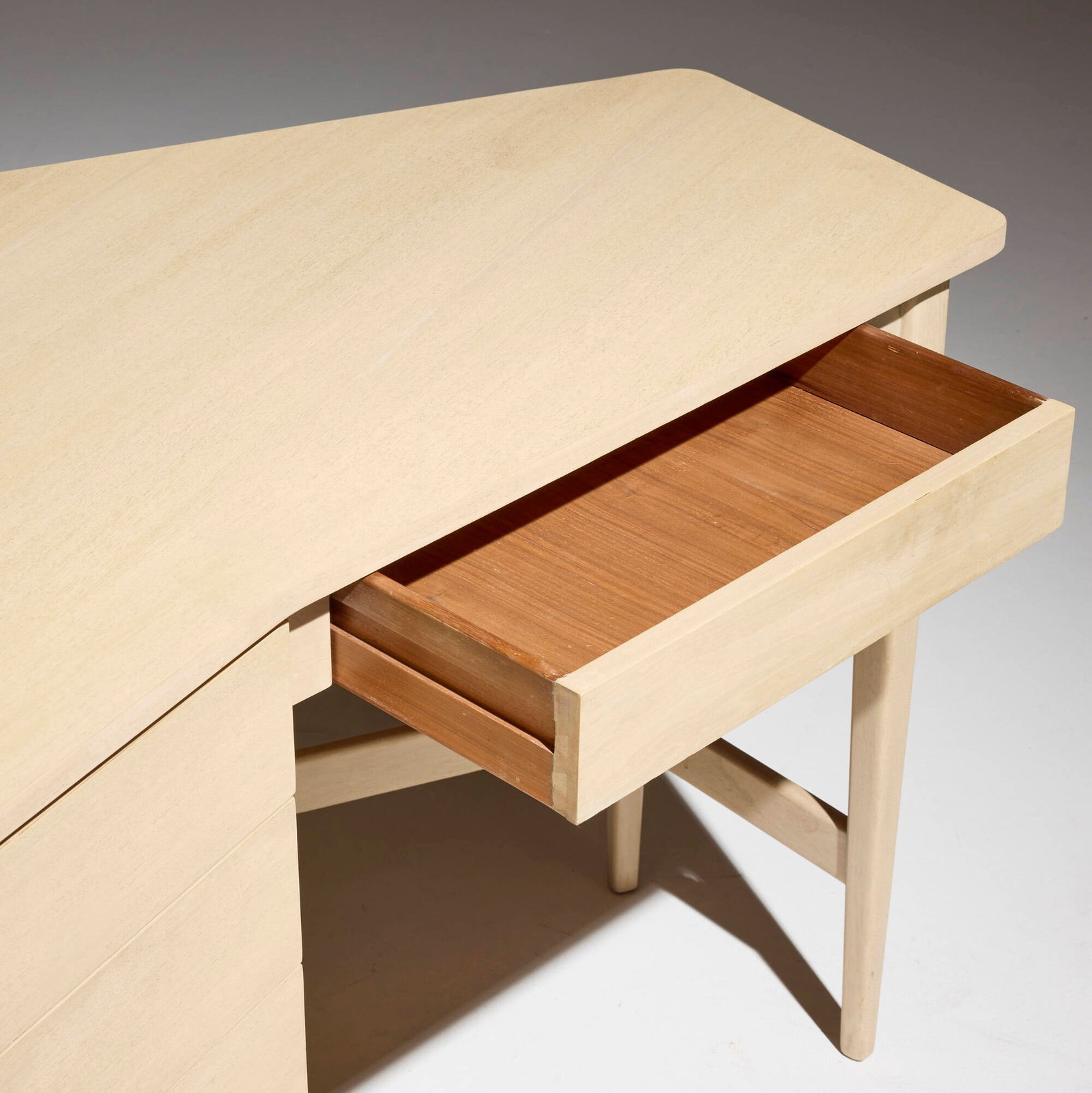 Bertha Schaefer, Desk, model 2162 - 4