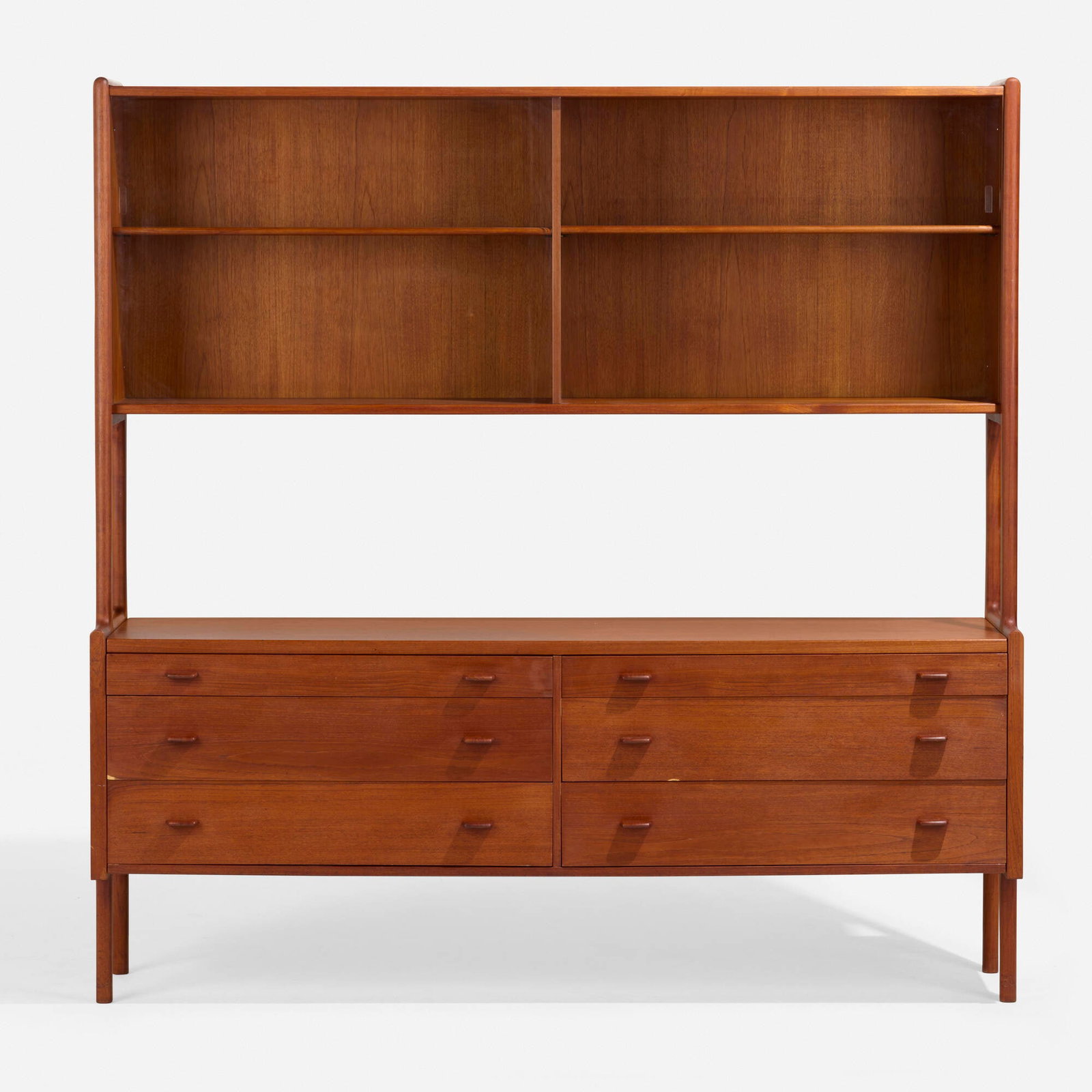 Hans J. Wegner, Cabinet model RY 24 (1 of 4)