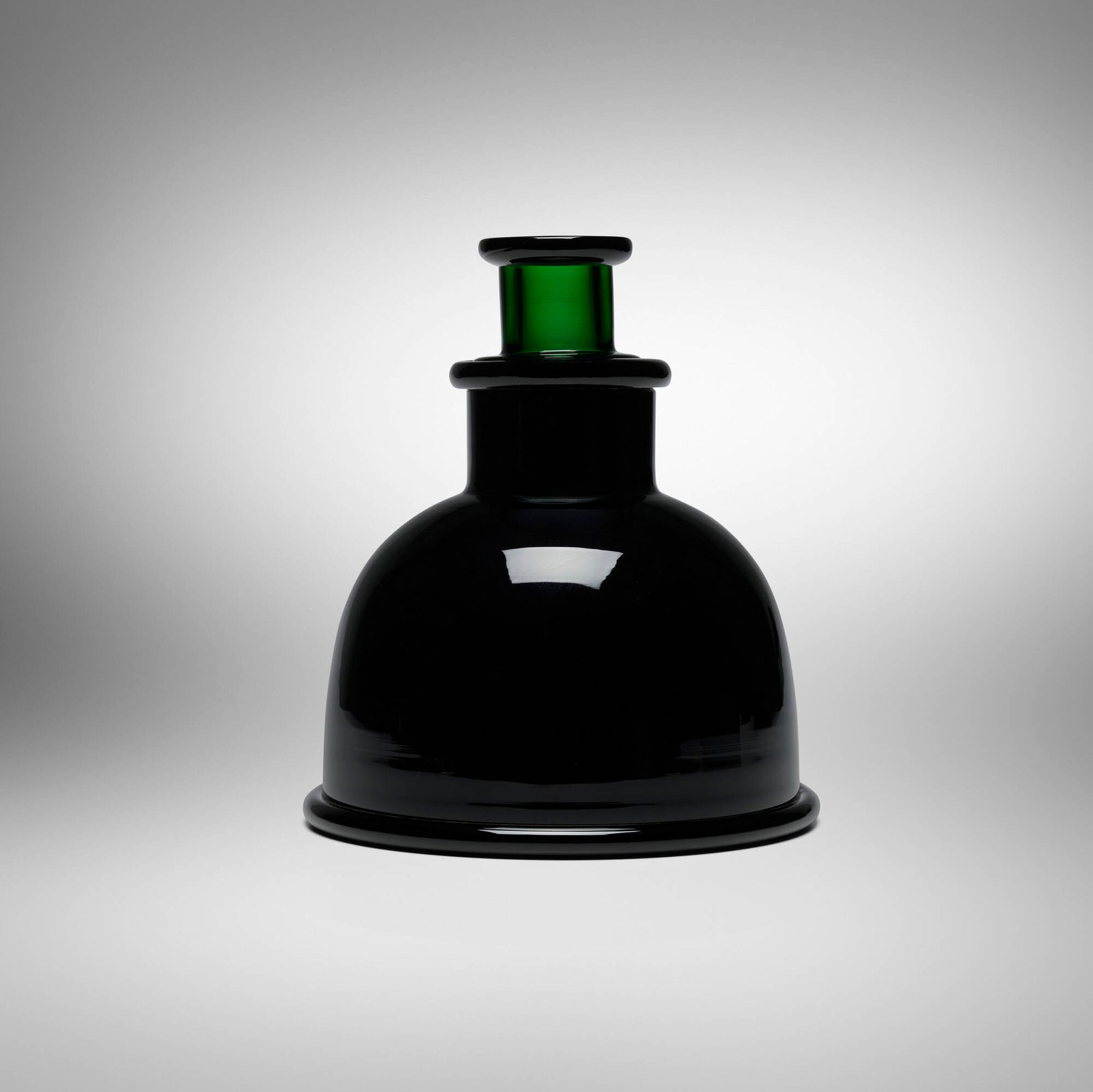 Ettore Sottsass, Basilissa vase (1 of 4)
