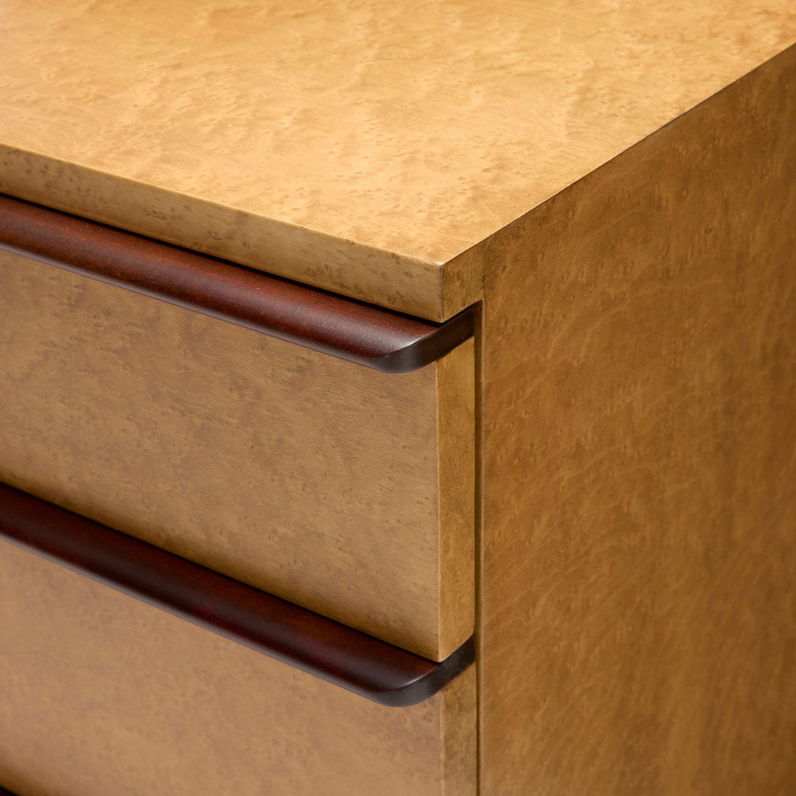 Gilbert Rohde, Vanity, model 3626 - 4