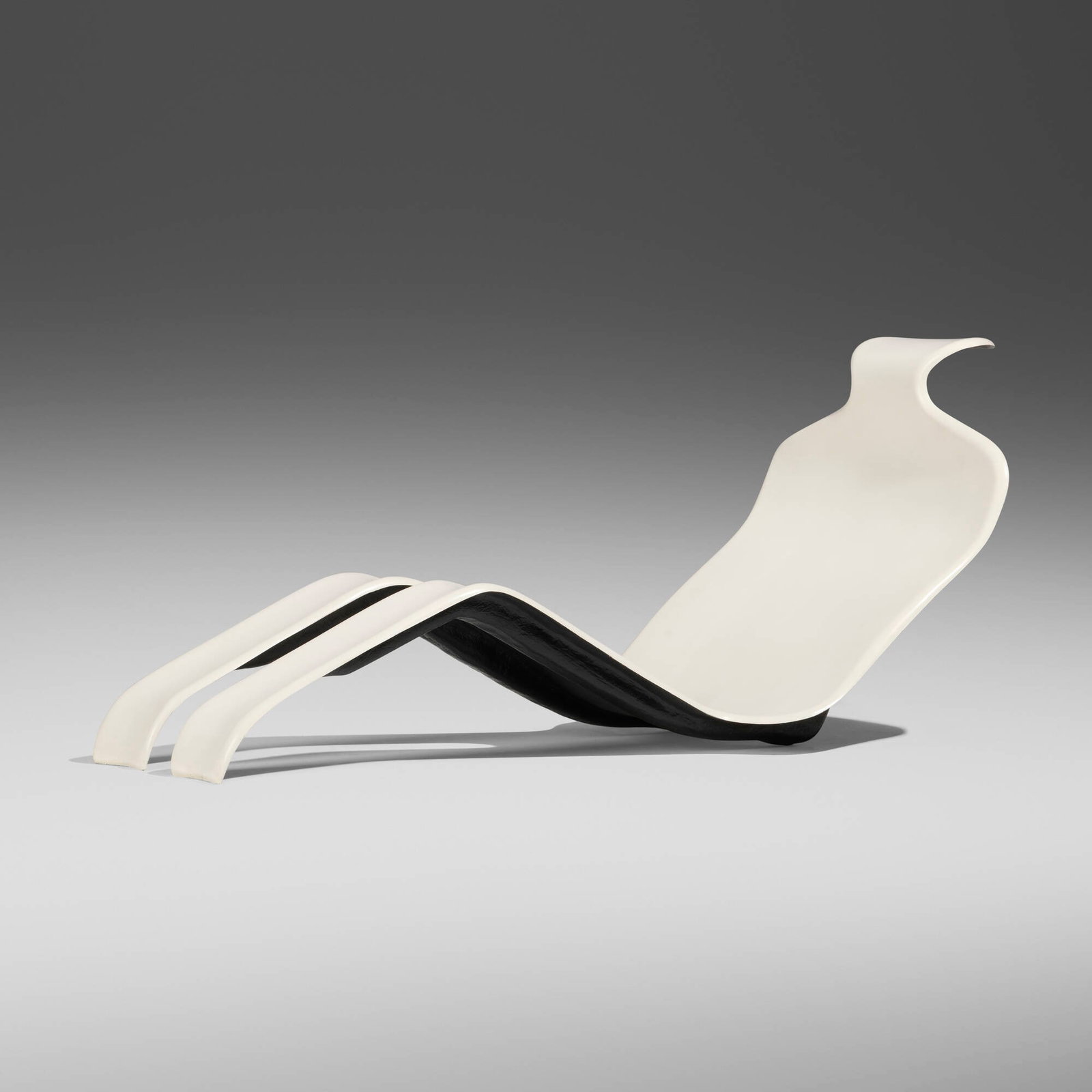Olivier Mourgue, Rare Bouloum lounge chair: Olivier Mourgue Rare Bouloum lounge chair Airborne International France, 1967 / 1971 cast and lacquered fiberglass 23.5 h x 24 w x 54 d in (60 x 61 x 137 cm) Mourgue's Bouloum chaise had several