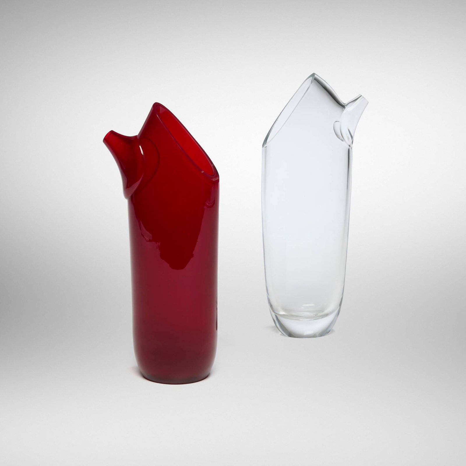 Vicke Lindstrand, Cocktail pitchers, set of two (1 of 3)