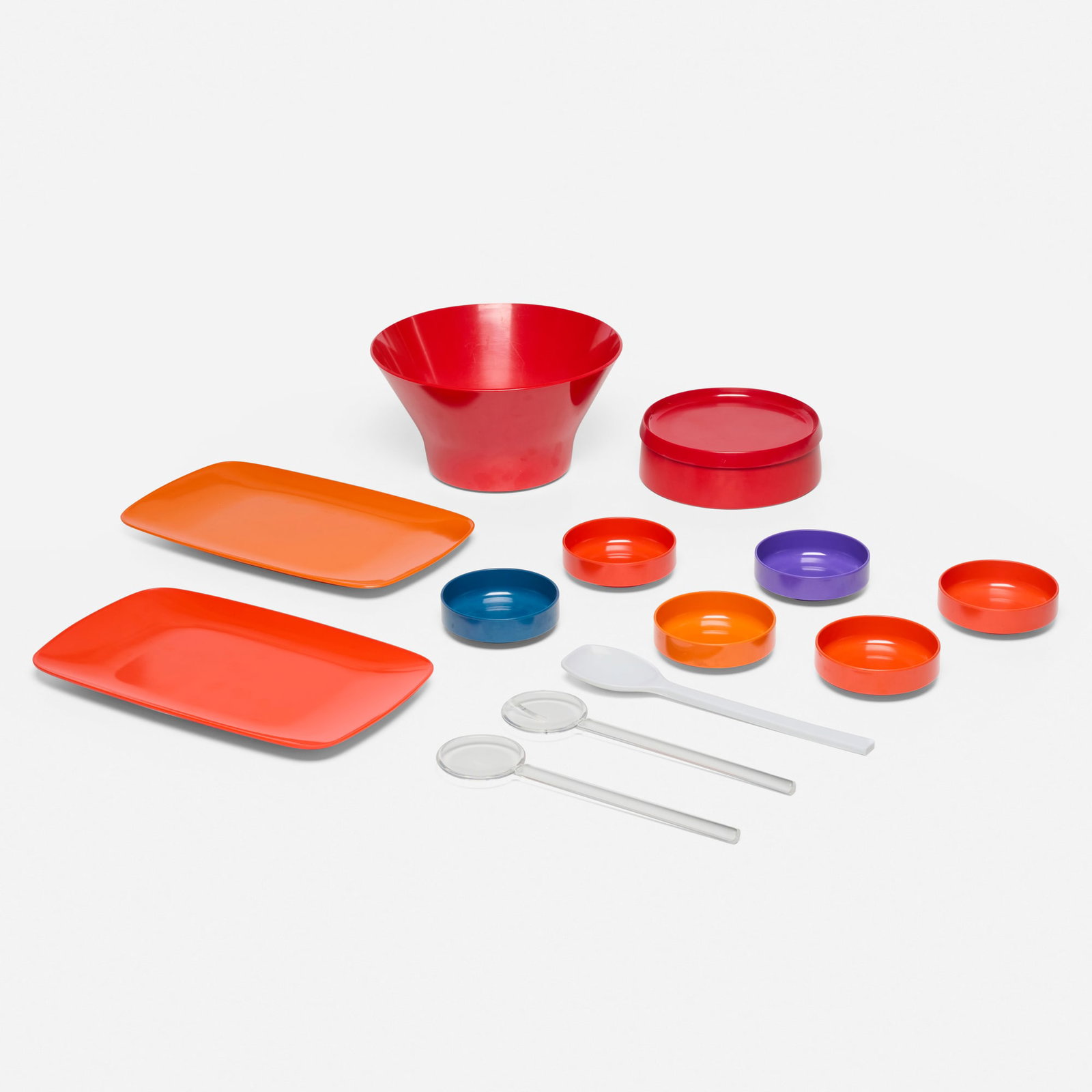 Scandinavian, Collection of tableware: Scandinavian Collection of tableware c. 1955 melamine, plastic largest: 5.5 h x 10.5 dia in (14 x 27 cm) smallest: 1.375 h x 4.375 dia in (3 x 11 cm) Collection is comprised of six stacking