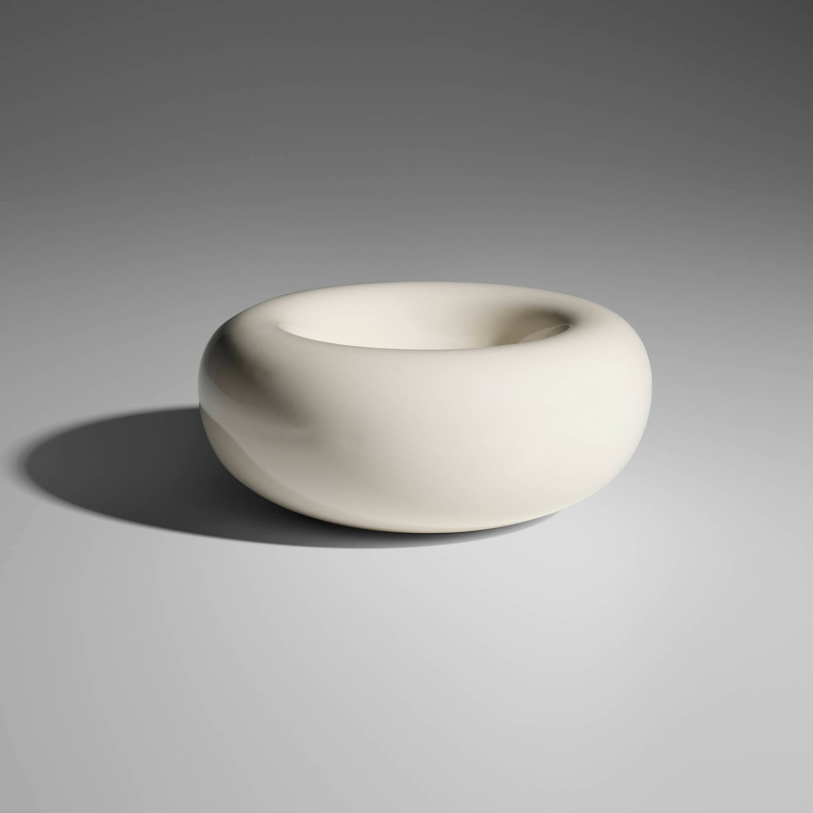 Modern, Vide-poche: Modern Vide-poche 20th century porcelain 3 h x 7 dia in (8 x 18 cm) This work will ship from Chicago, Illinois.