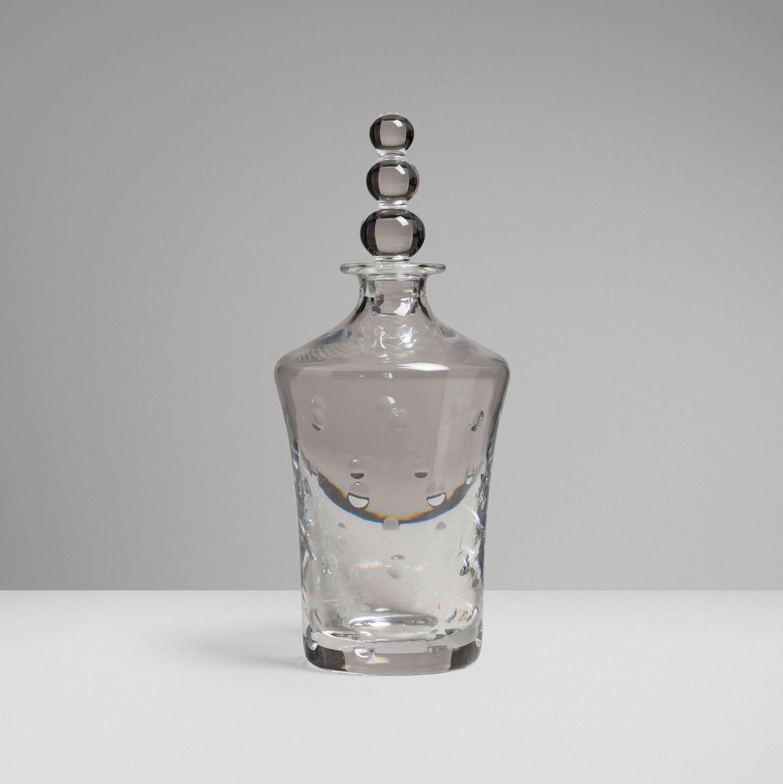 Cristallerie Saint-Louis, Bubbles round decanter with stopper (1 of 3)