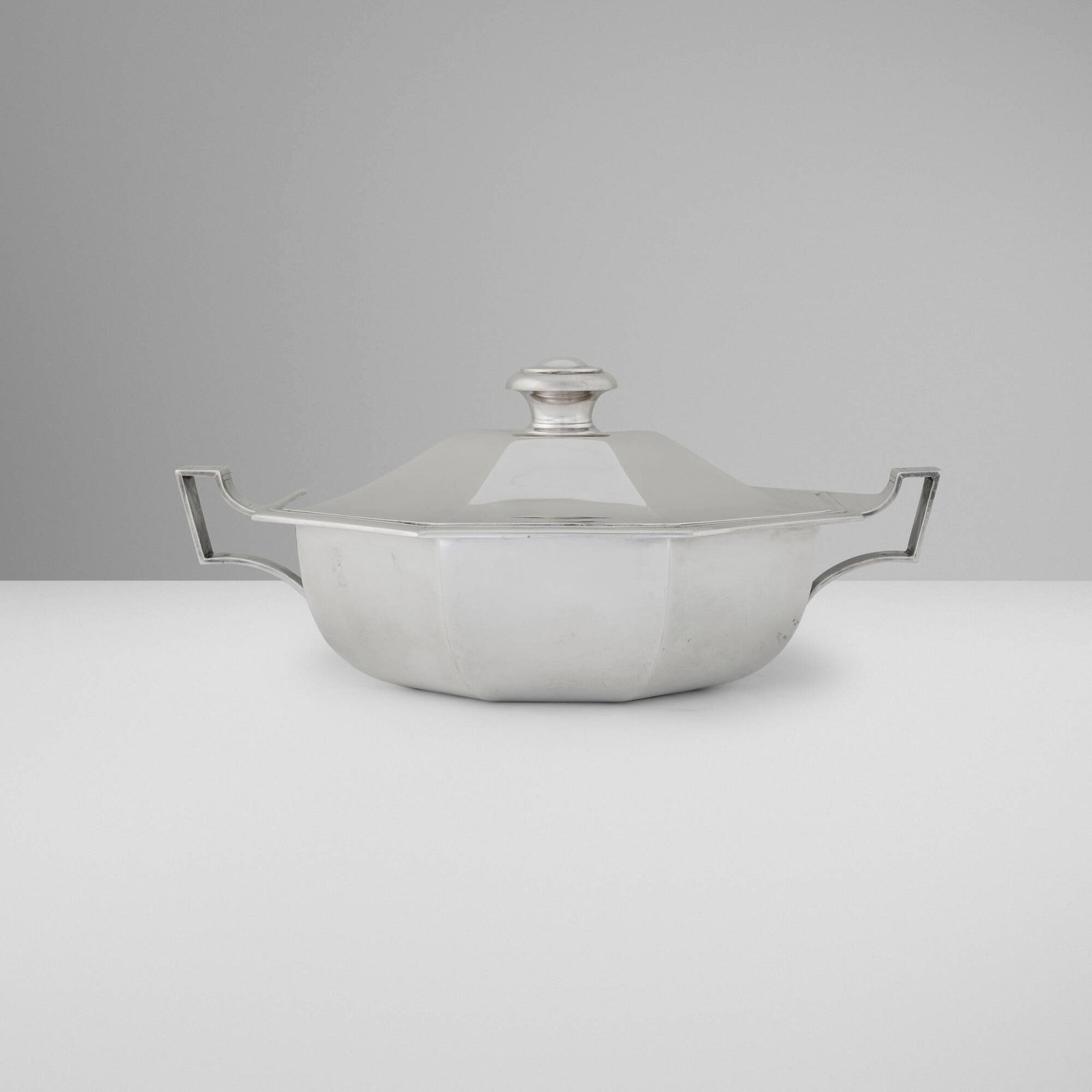 Christofle, Art Deco covered tureen: Christofle Art Deco covered tureen France, c. 1935 .950 silver 5.5 h x 12.5 w x 9.5 d in (14 x 32 x 24 cm) Impressed maker's marks and French hallmark to underside of tureen and lid. 48.61 ozt.