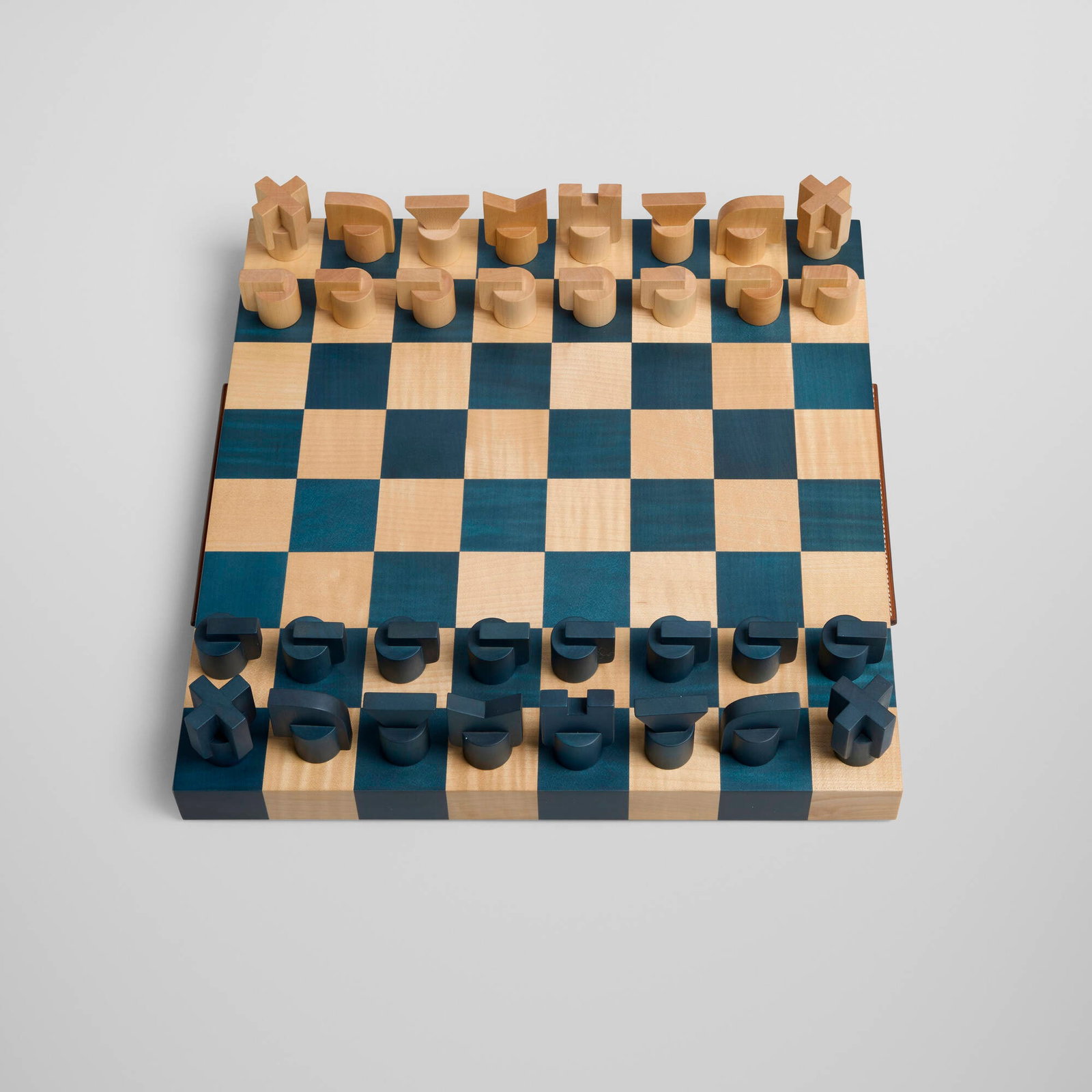 Hermes, Horsecut chess set - 2