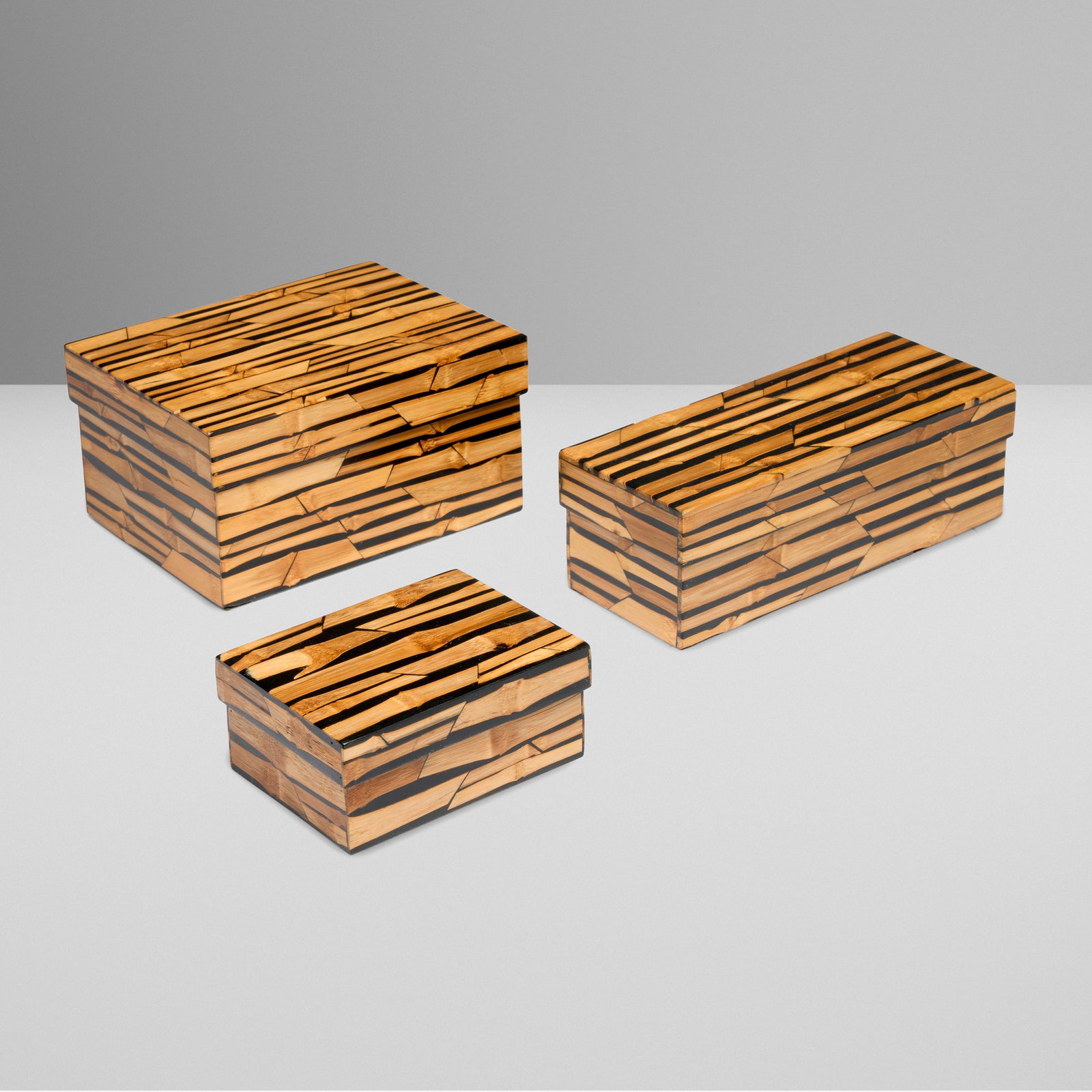 Ria and Youri Augousti, Lidded boxes, set of three (1 of 3)