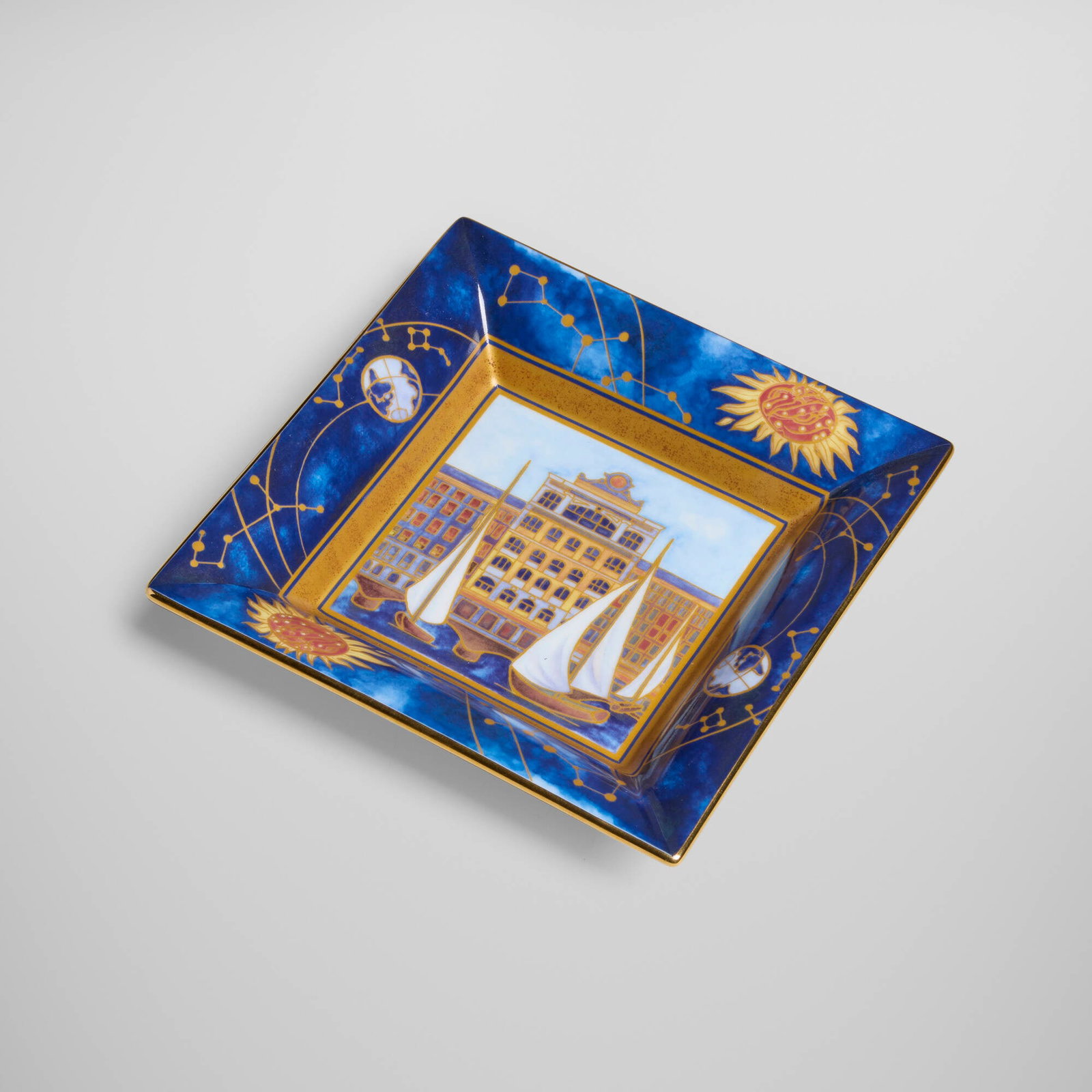 Patek Philippe, Commemorative vide-poche: Patek Philippe Commemorative vide-poche Porcelain de Limoges Switzerland / France, 2014 glazed and gilt porcelain 1.625 h x 7.375 w x 7.375 d in (4 x 19 x 19 cm) This work was made to comm