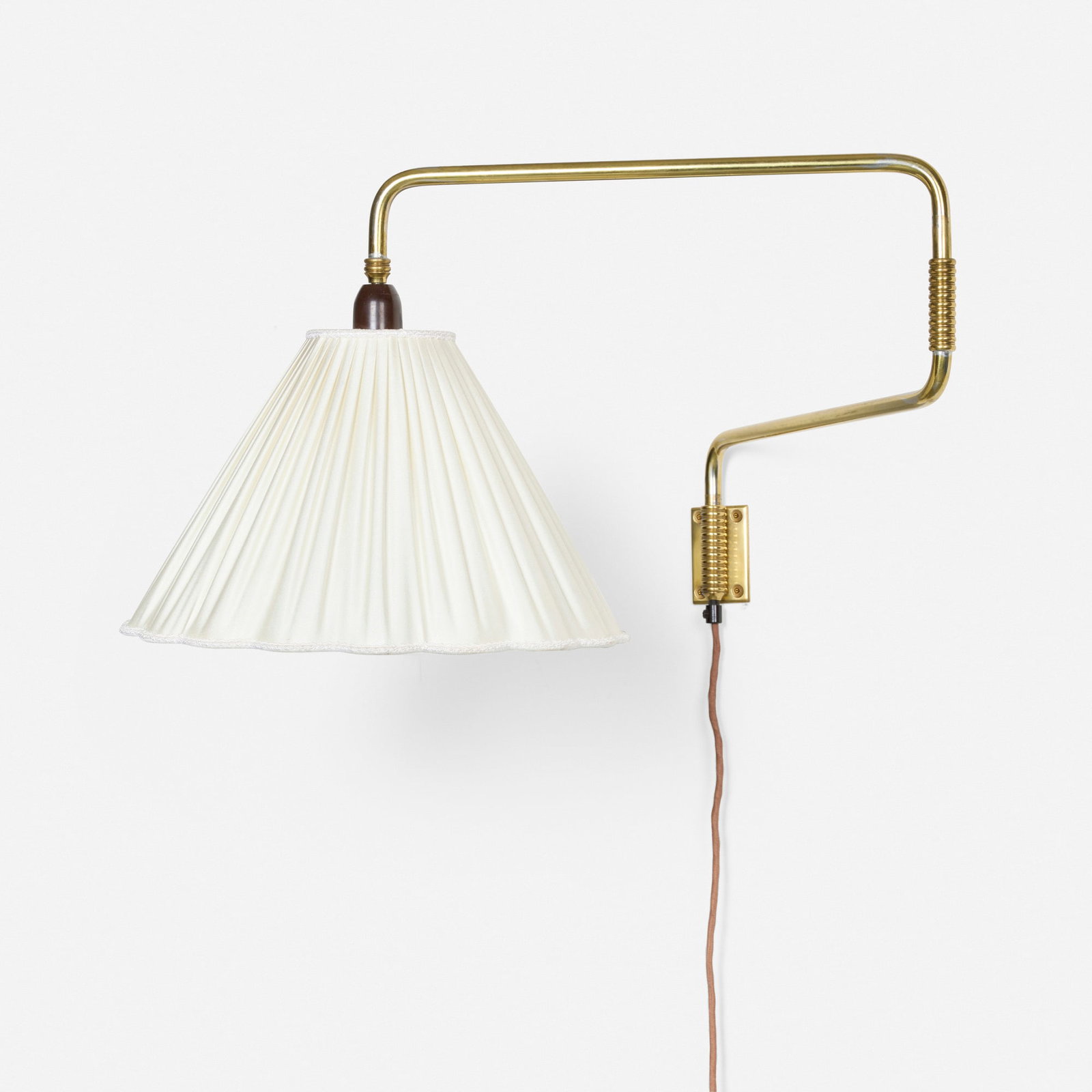 Itsu, Articulated wall lamp (1 of 3)