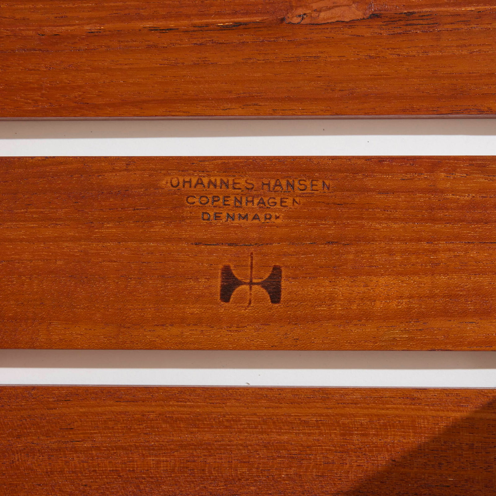 Hans J. Wegner, Bench - 5