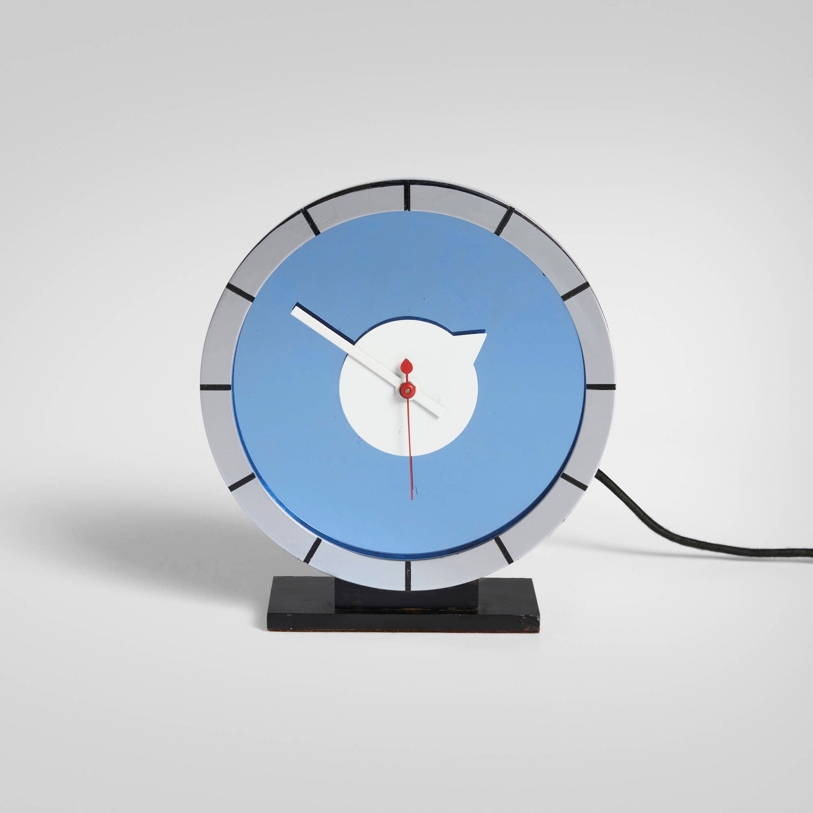 Gilbert Rohde, Table clock (1 of 3)
