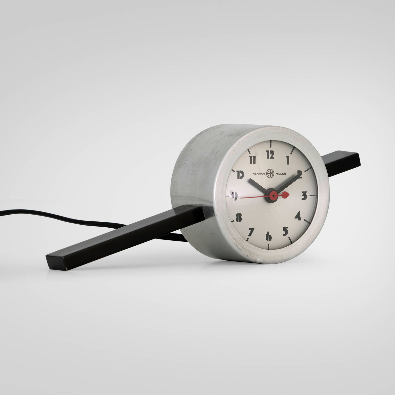 Gilbert Rohde, Table clock, model 6351 - 2