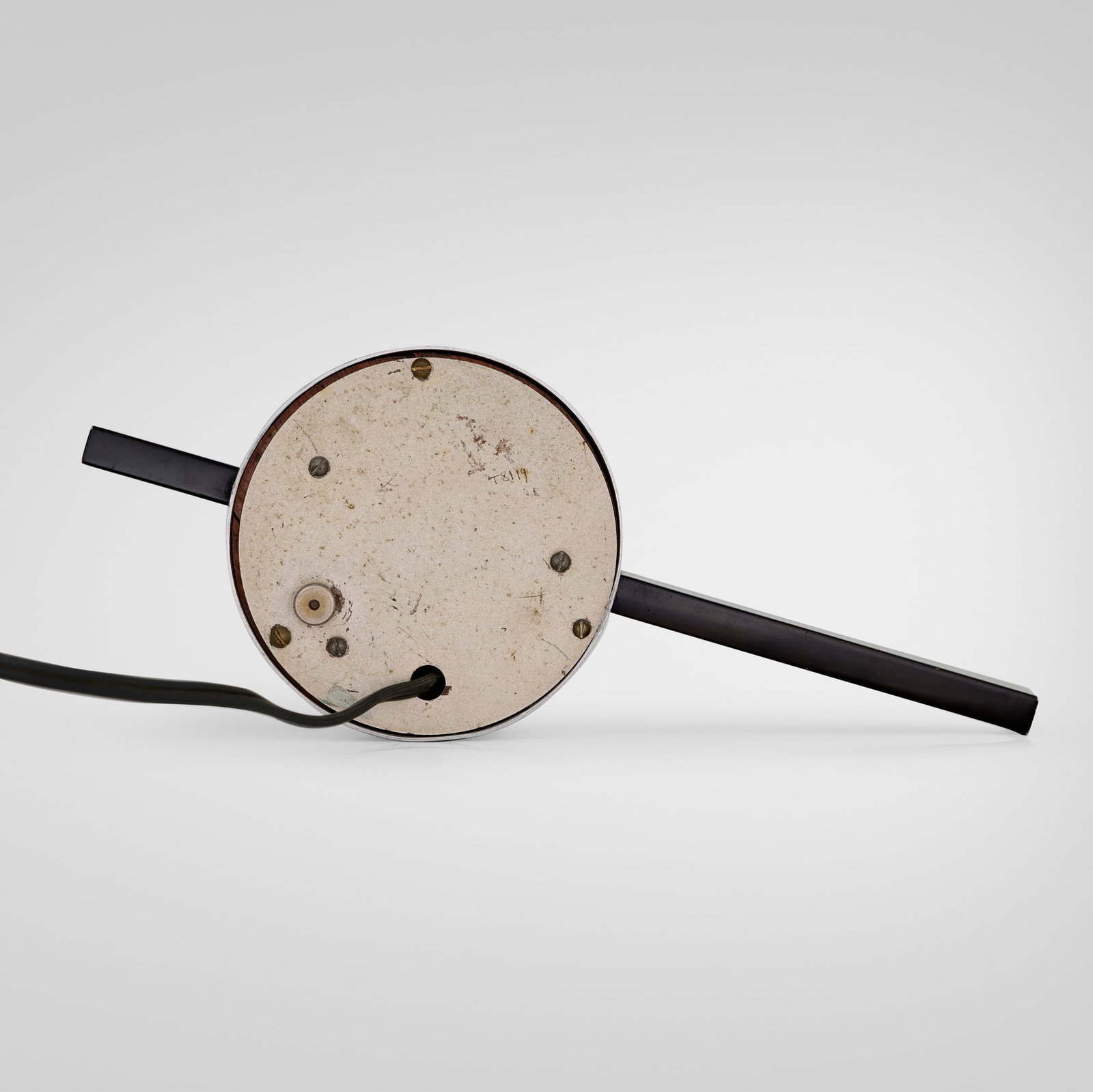 Gilbert Rohde, Table clock, model 6351 - 3