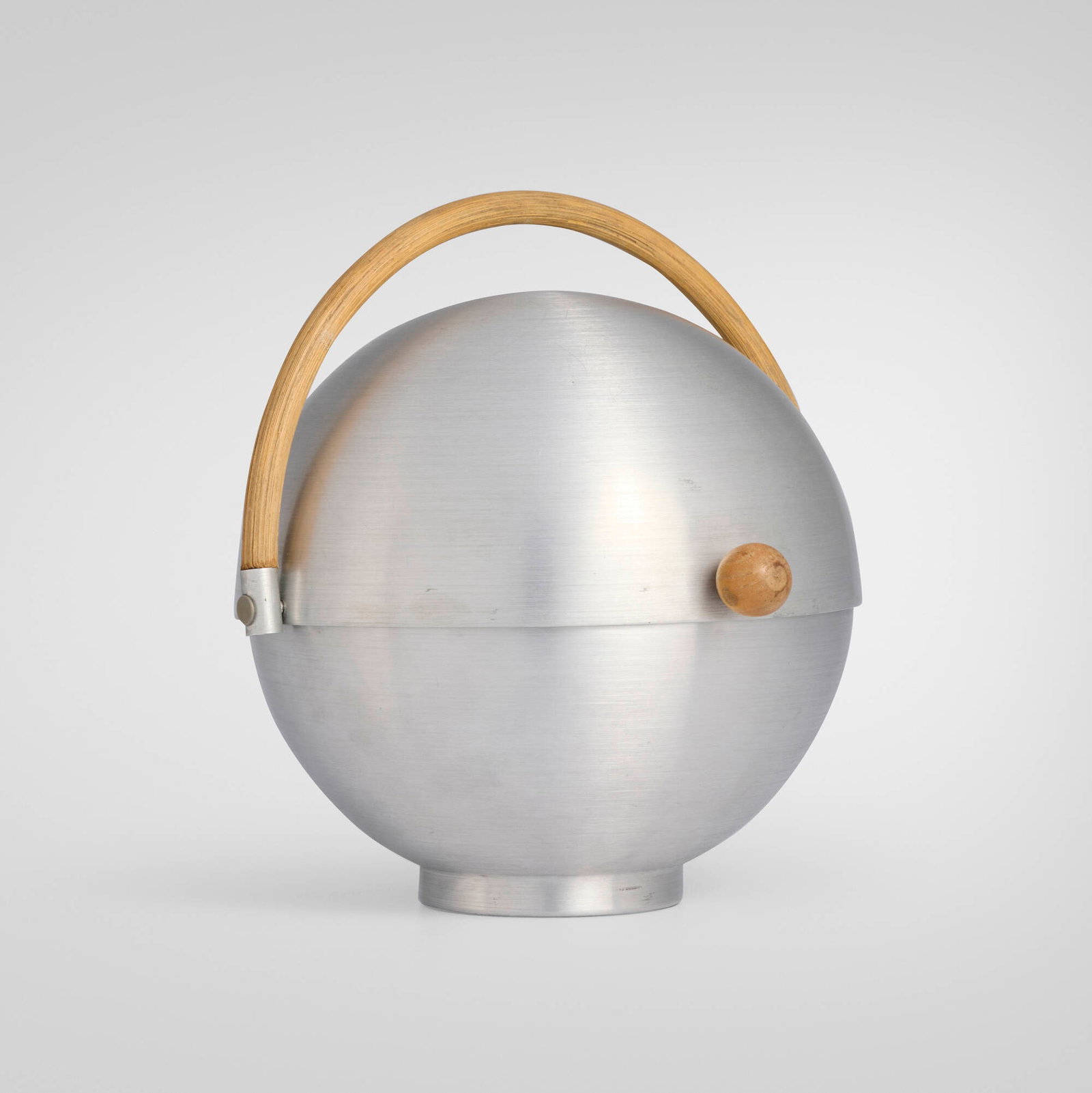 Russel Wright, Bun warmer - 2