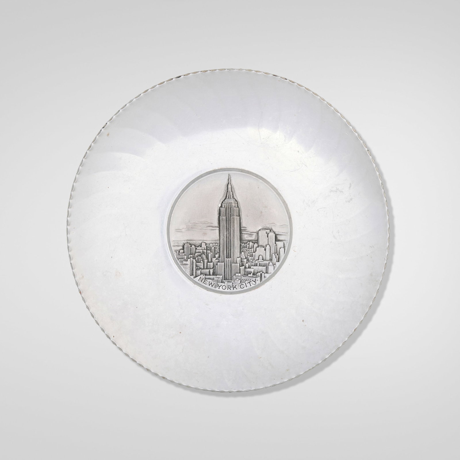 SIGG, Sigal souvenir wall plaque with New York City skyline (1 of 4)
