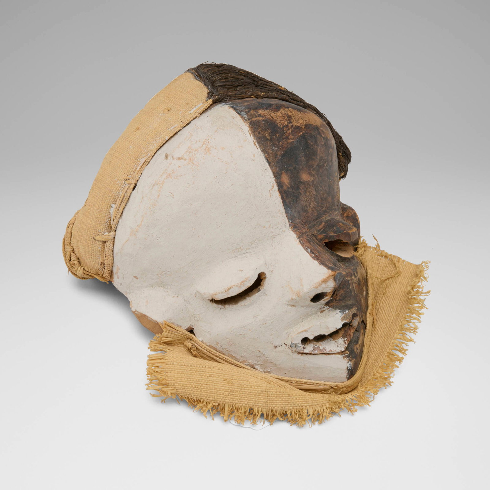 Pende, Mbangu mask - 3