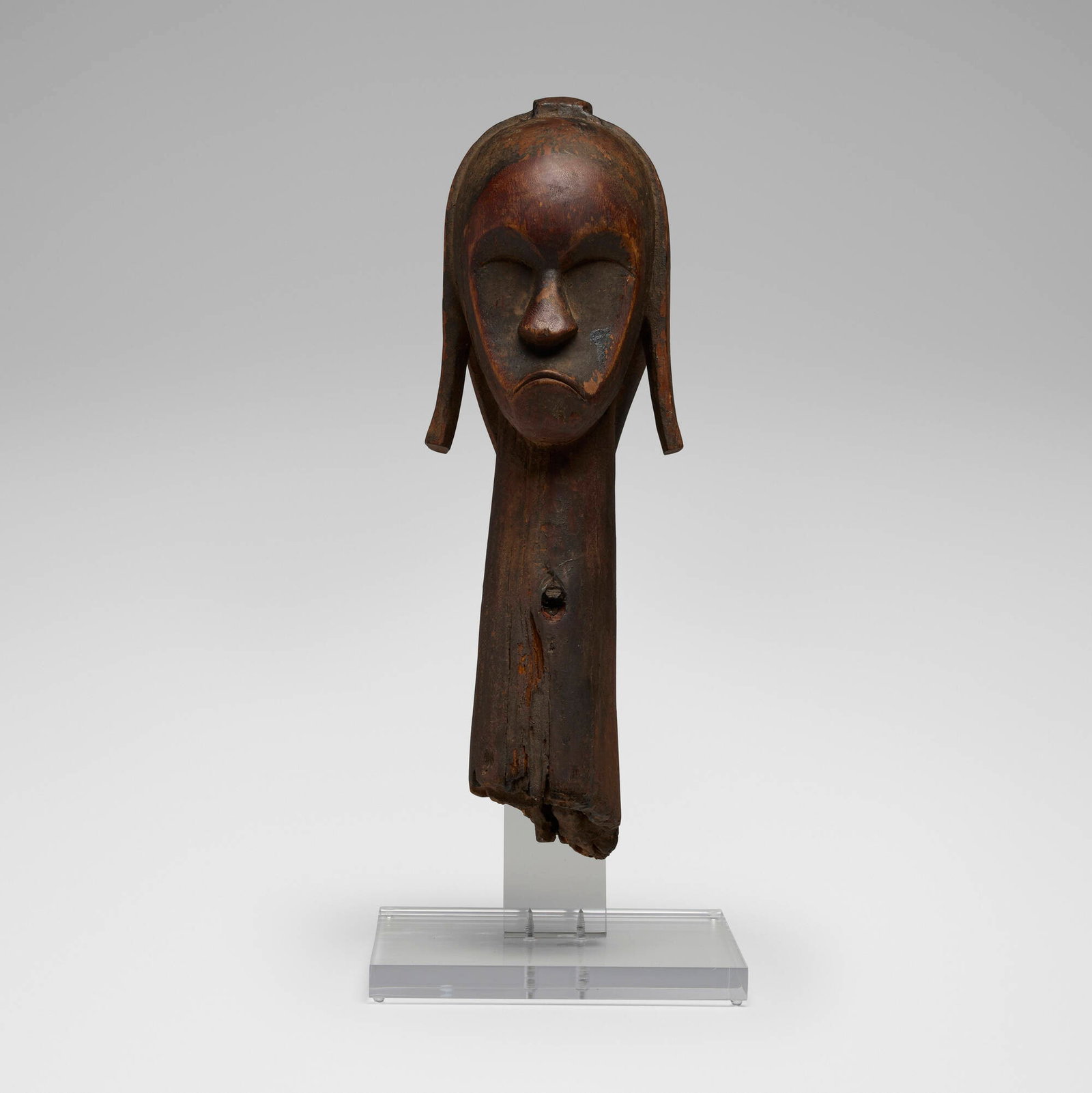 Fang, Bieri reliquary guardian head: Fang Bieri reliquary guardian head Gabon, 20th century carved wood 17 h x 6 w x 5.5 d in (43 x 15 x 14 cm) Provenance: Acquired in France, Private Collection, Maryland This work will ship from
