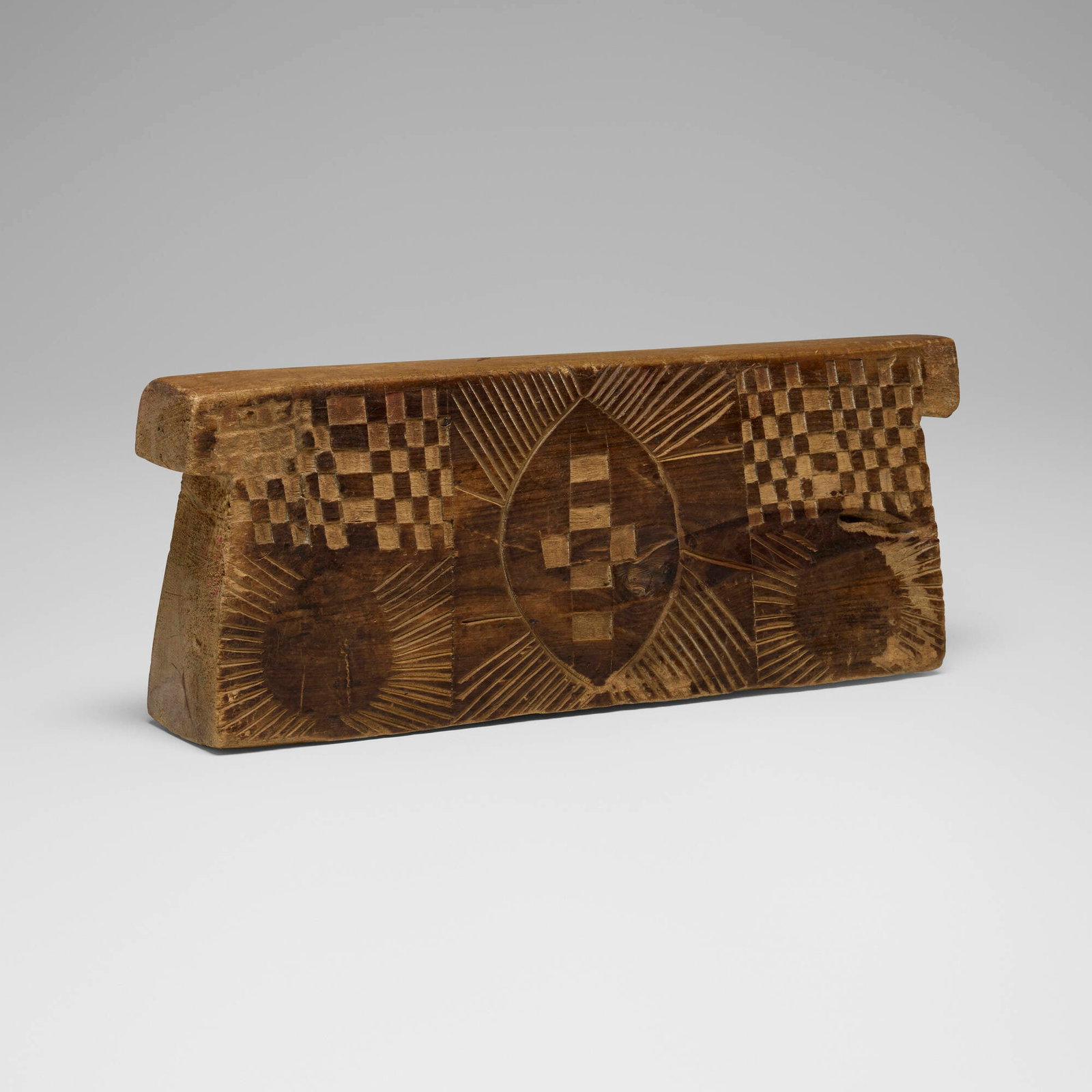 Zulu, Headrest - 2