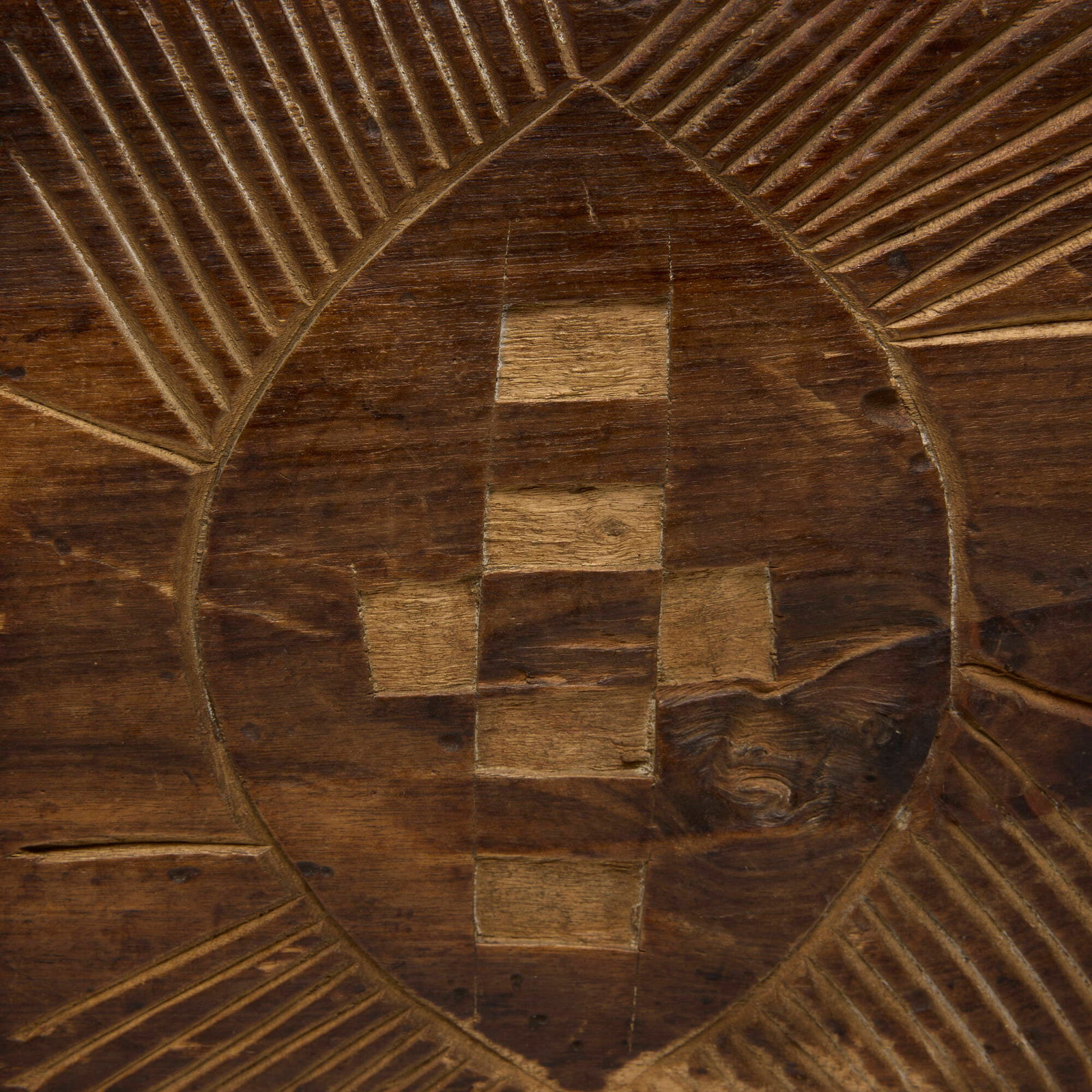 Zulu, Headrest - 5