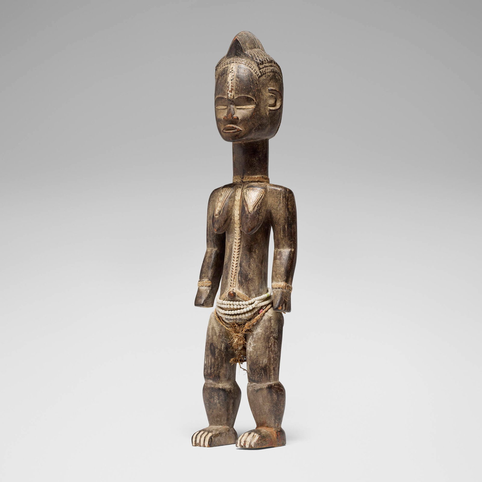 Dan, Standing female figure (1 of 4)