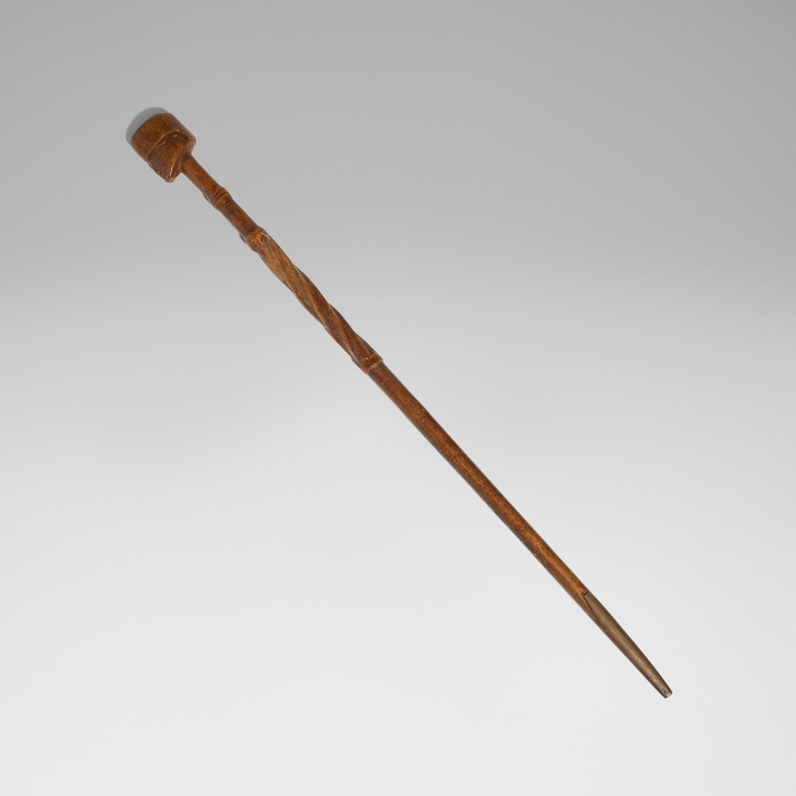 Kamba, Askari staff - 2